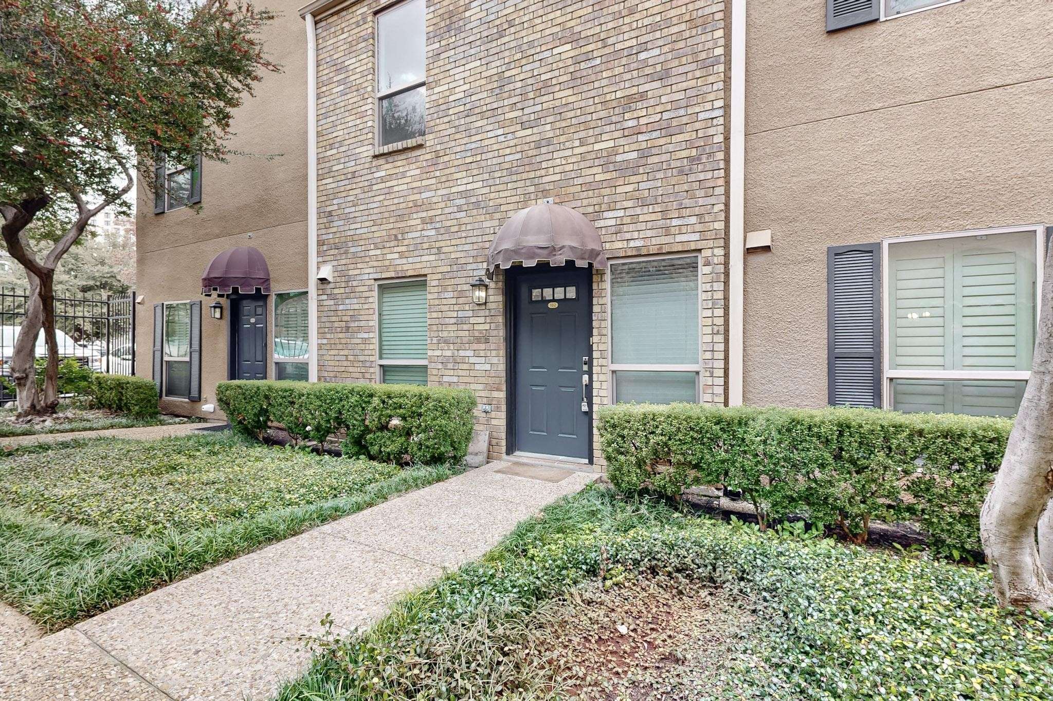 Dallas, TX 75219,4015 Holland AVE #102