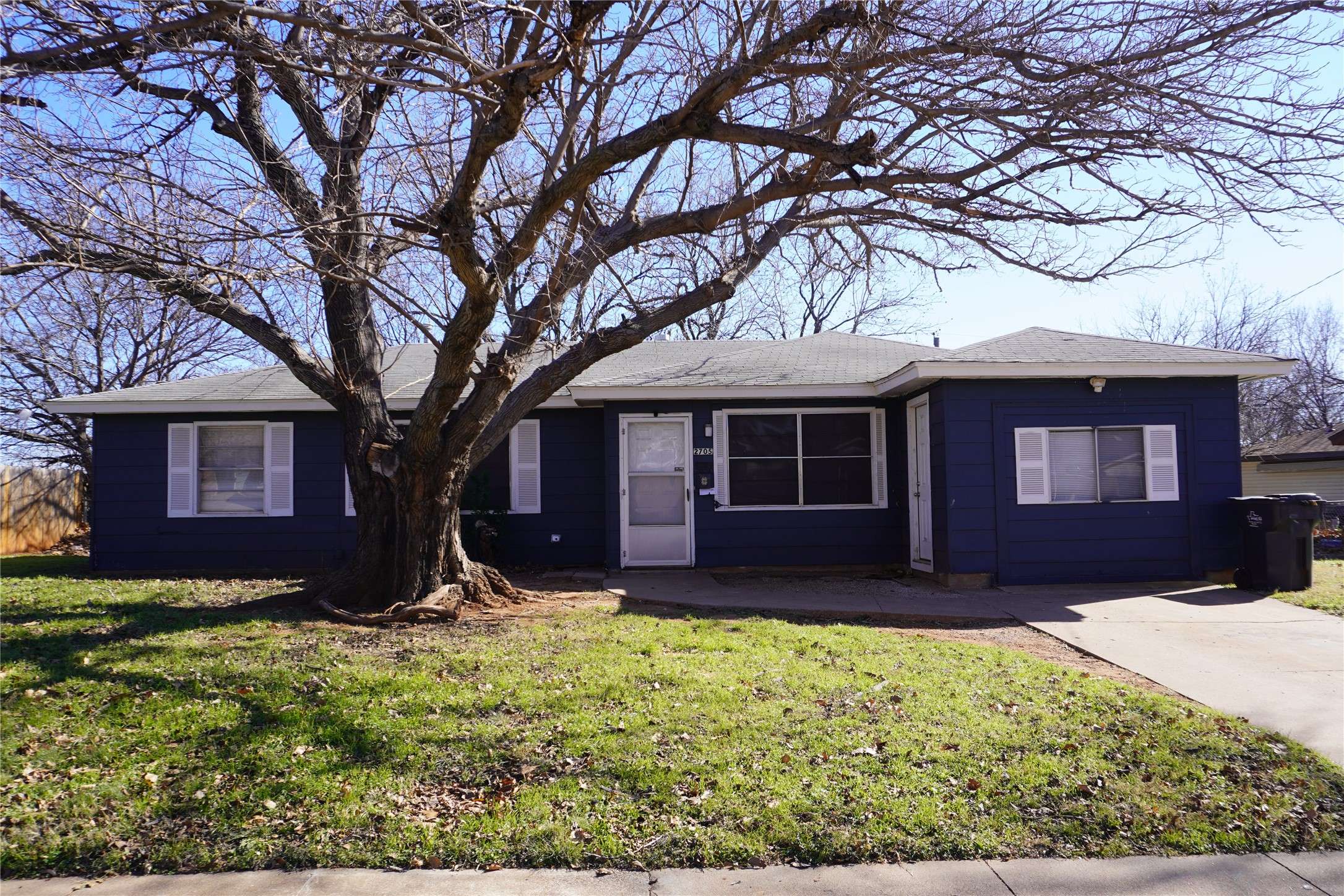 Wichita Falls, TX 76306,2705 Broadmoor PL