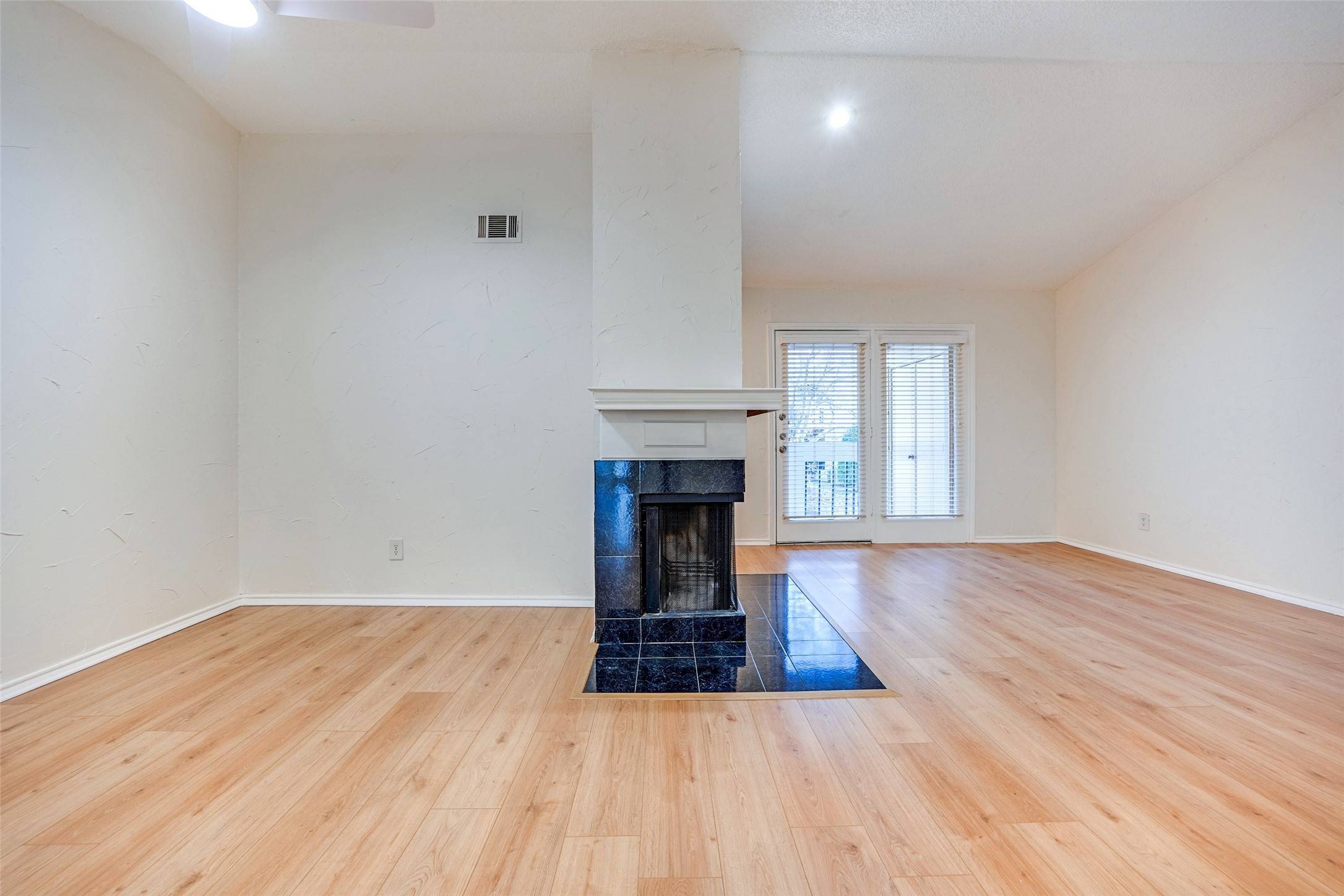 Dallas, TX 75254,14277 Preston RD #527