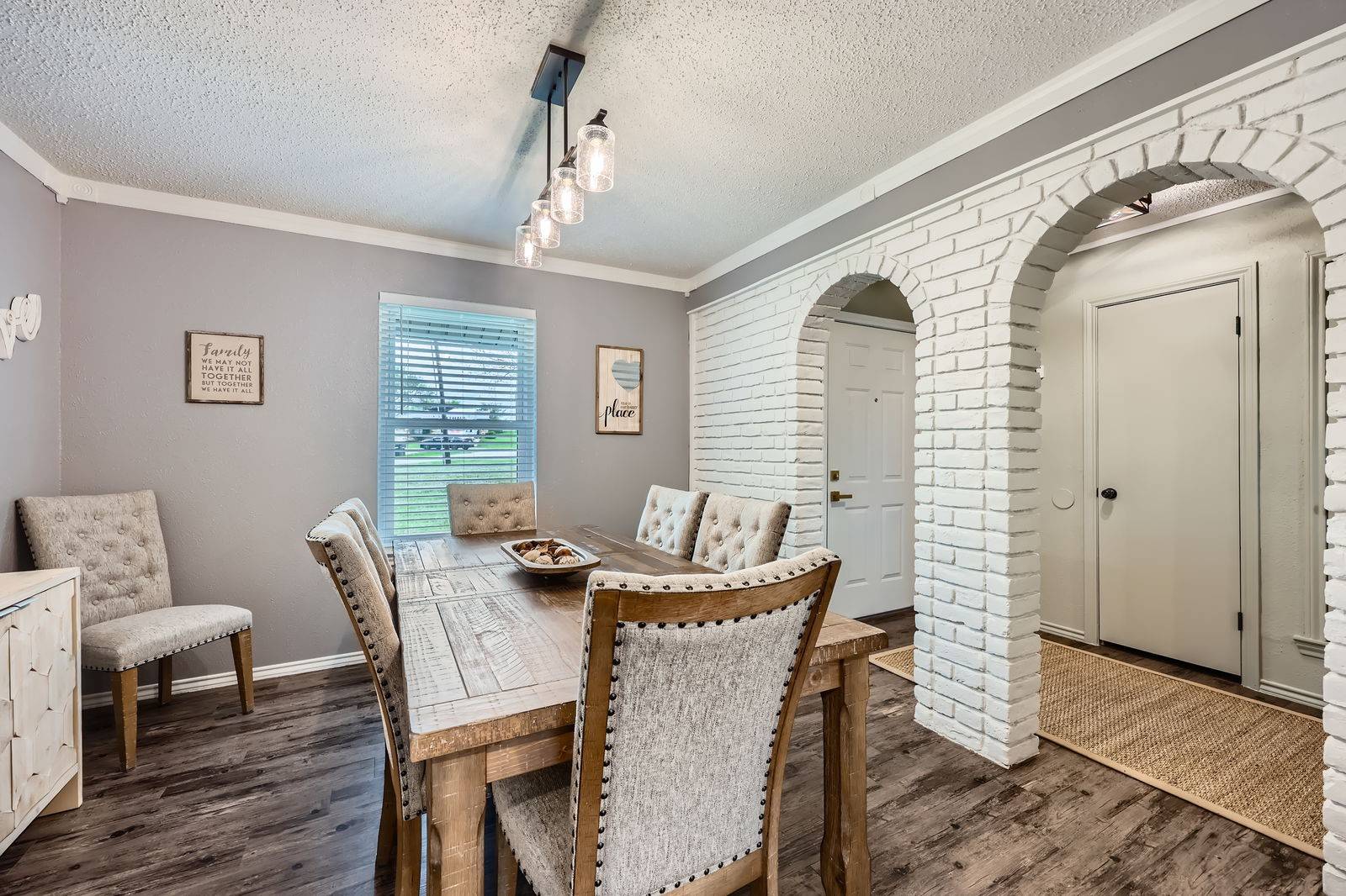 Ovilla, TX 75154,105 Holly LN