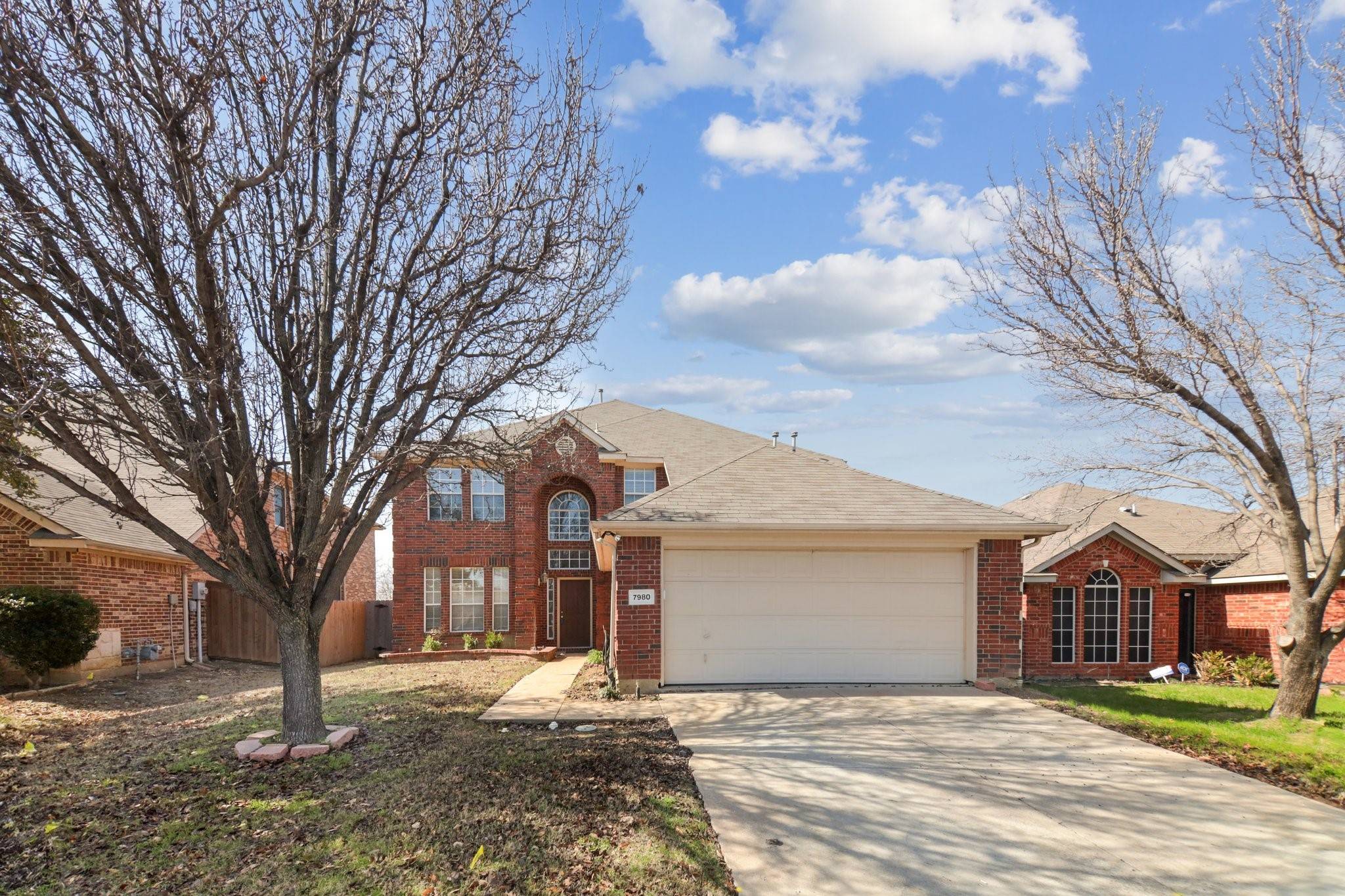 Dallas, TX 75249,7980 Glenway DR