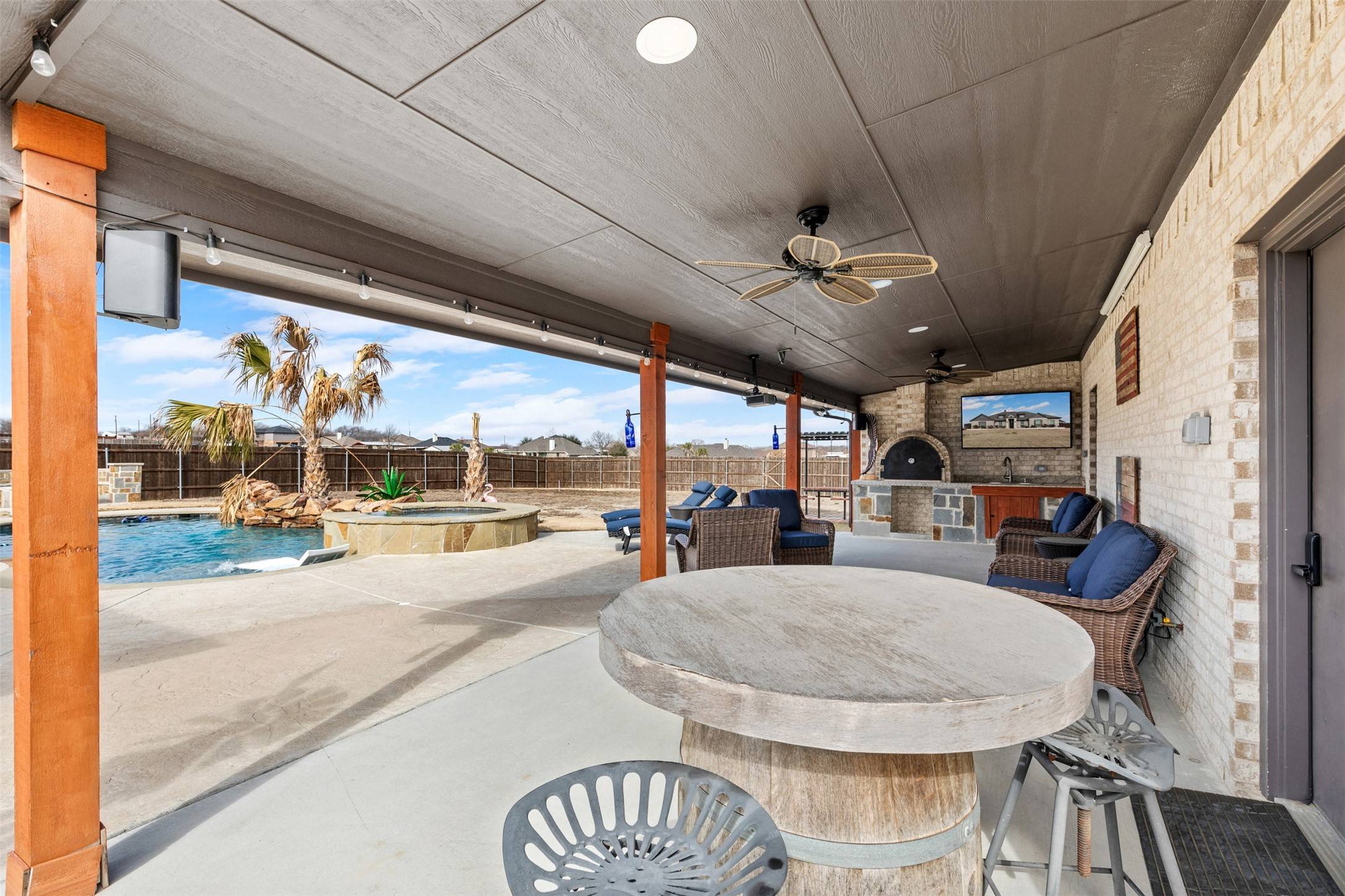 Waxahachie, TX 75167,331 Berkeley DR
