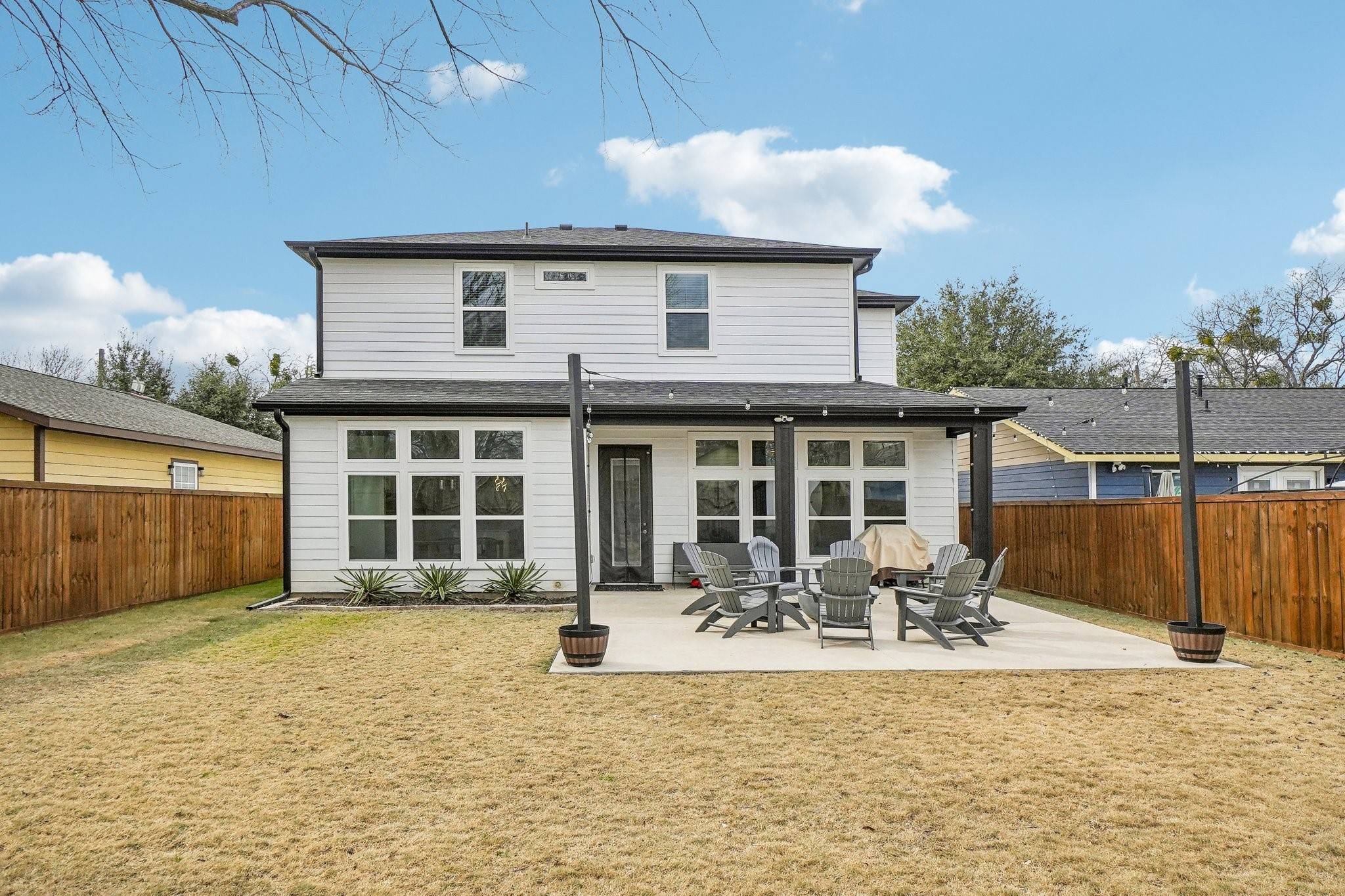 Dallas, TX 75212,3426 Borger ST