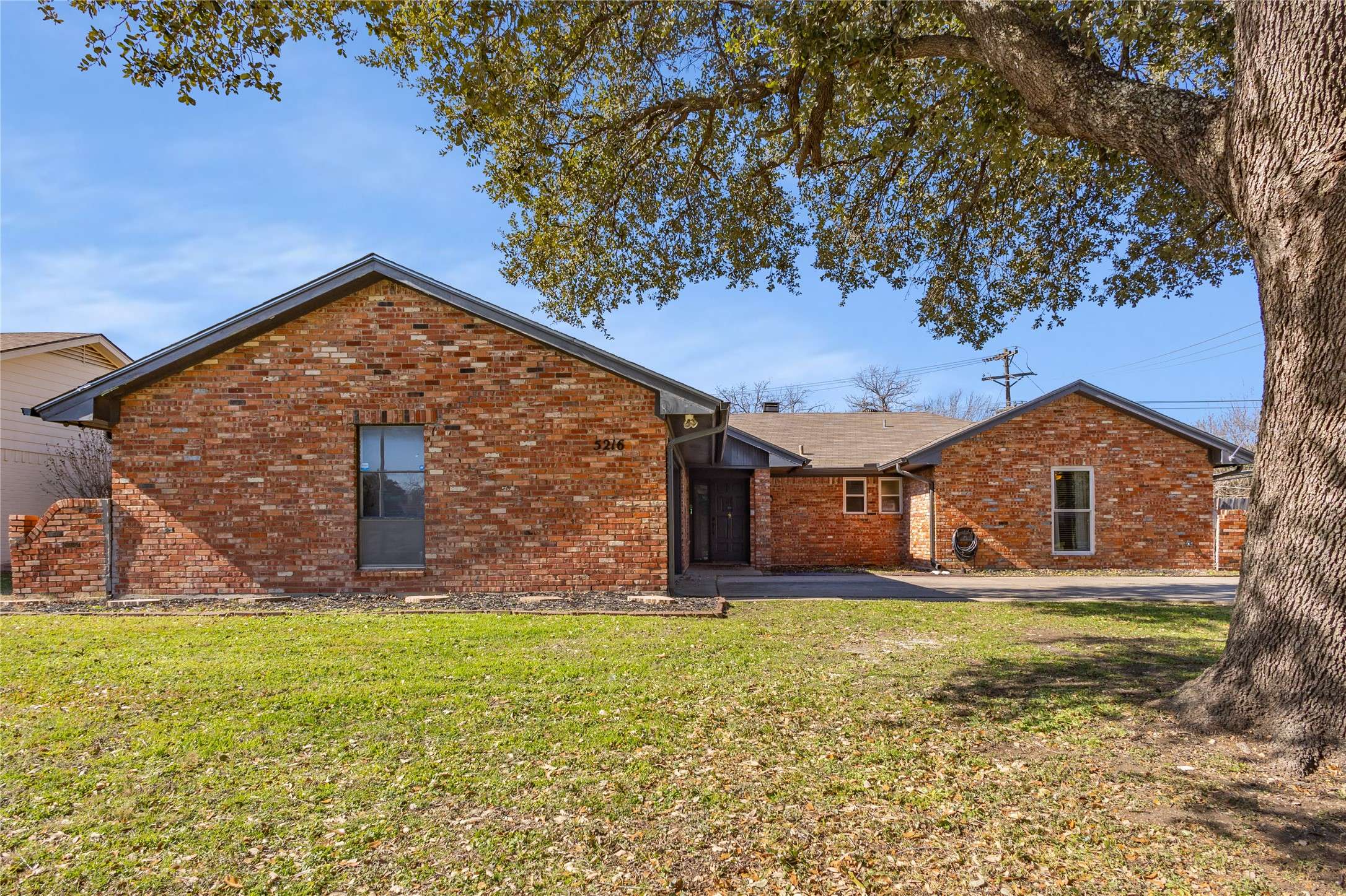 Fort Worth, TX 76132,5216 South DR