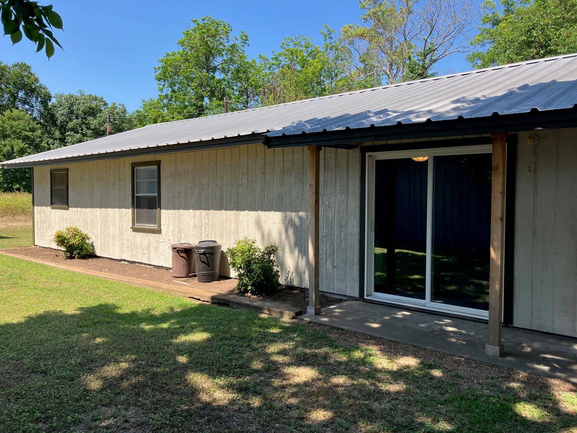 Roxton, TX 75477,101 W 3rd ST