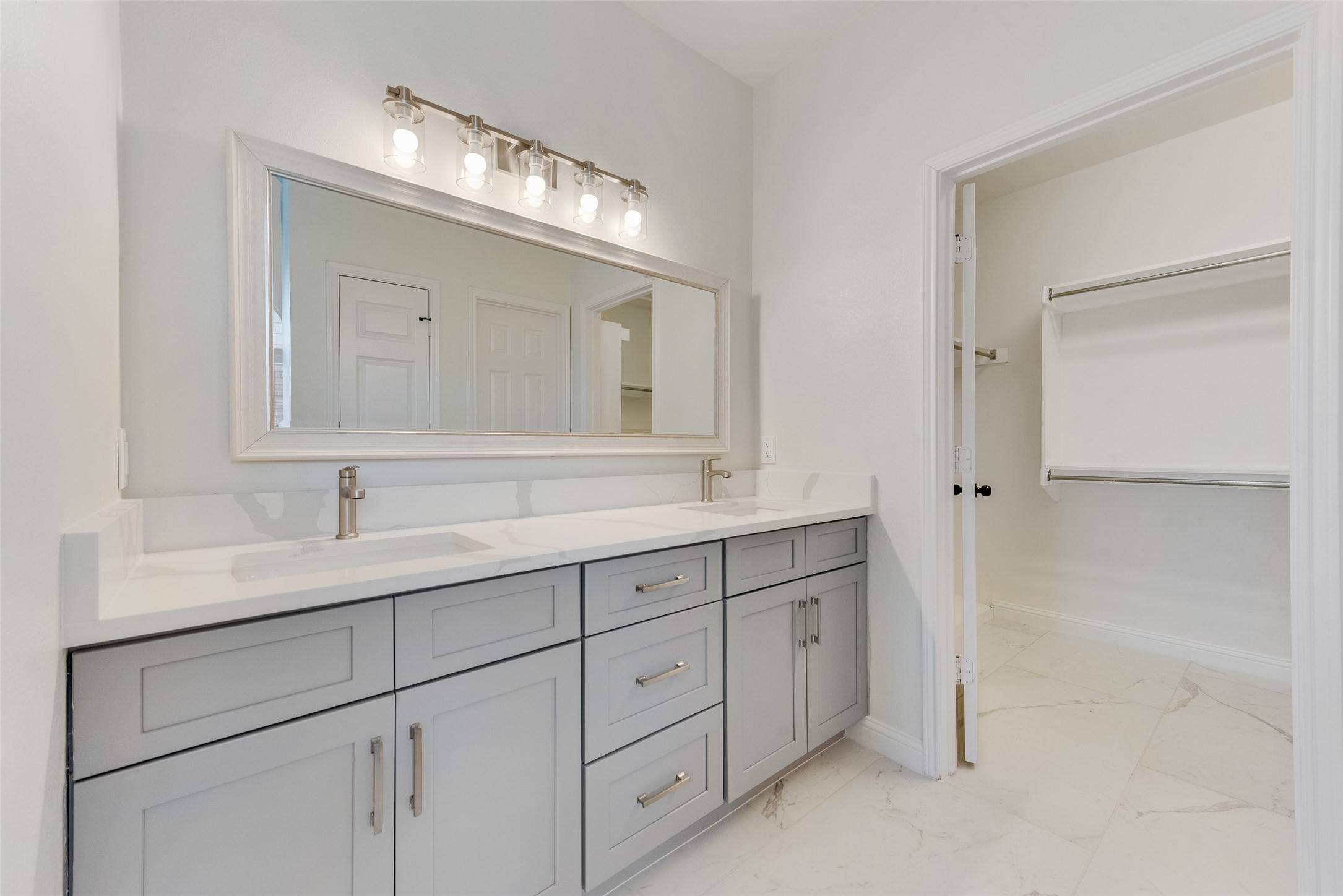 Plano, TX 75025,2328 Cimmaron DR