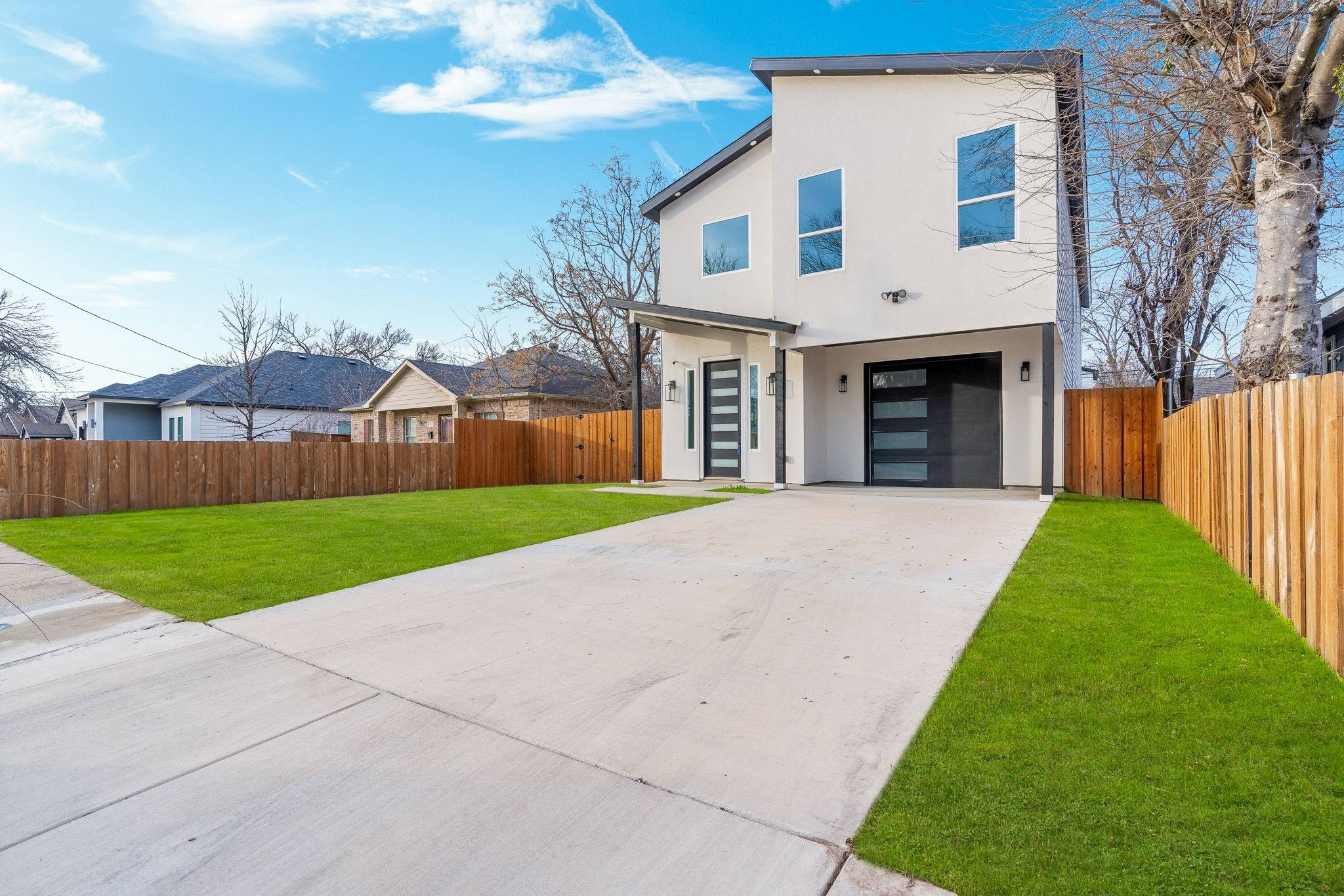 Dallas, TX 75212,1931 Life AVE