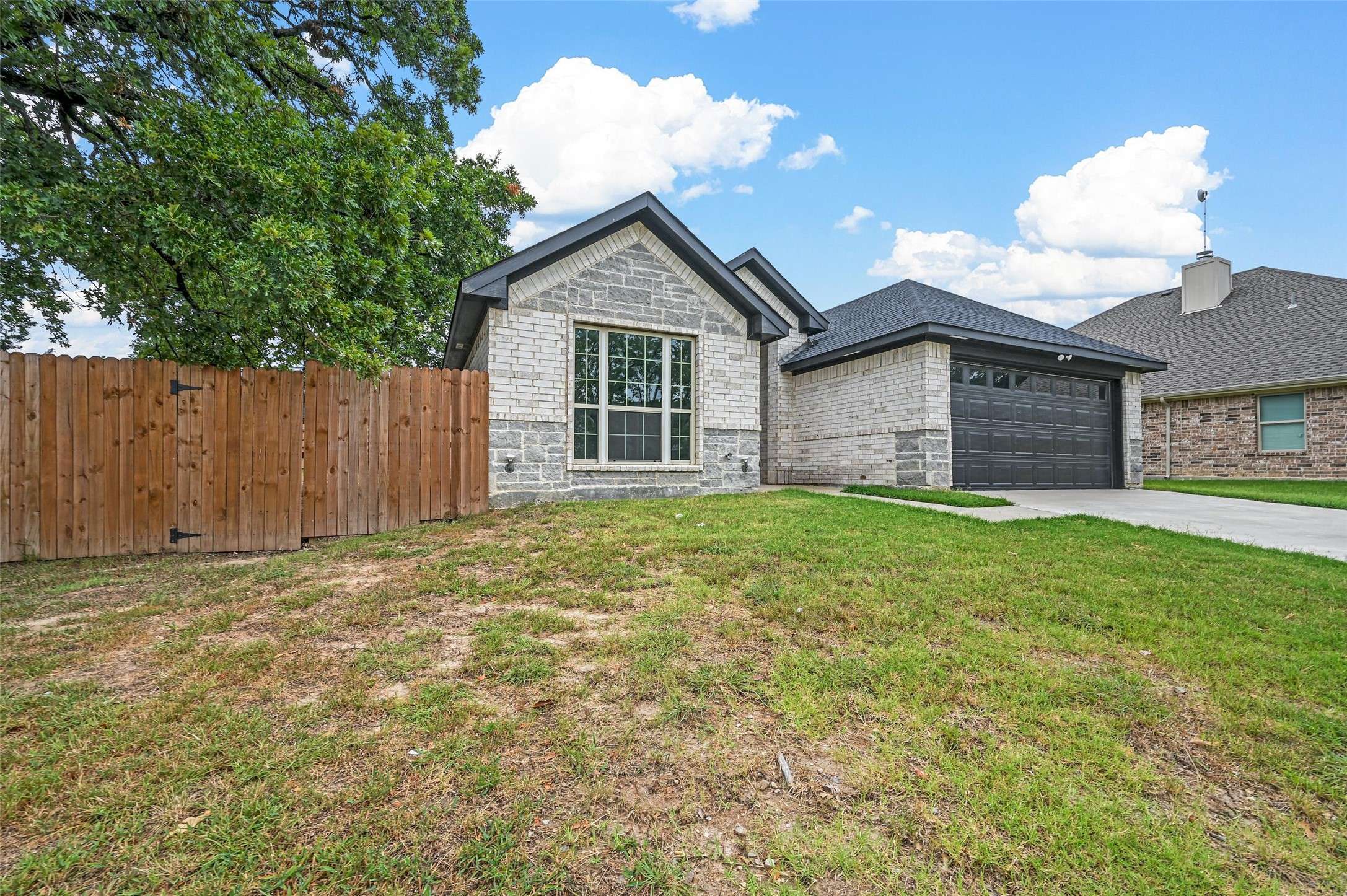 Quinlan, TX 75474,2792 Rodeo DR