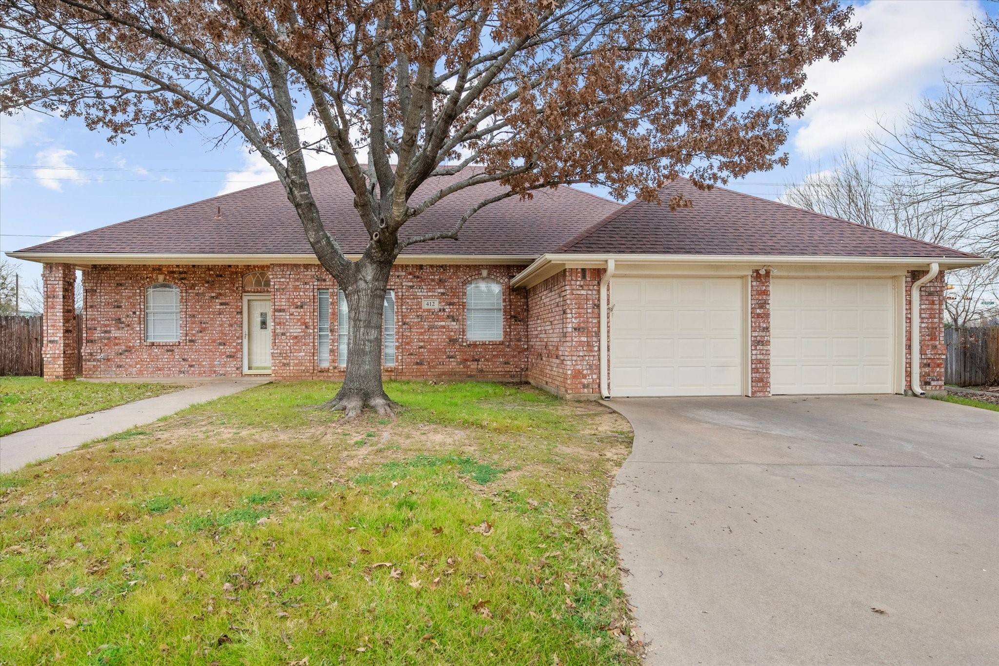 Burleson, TX 76028,412 Springhill CT