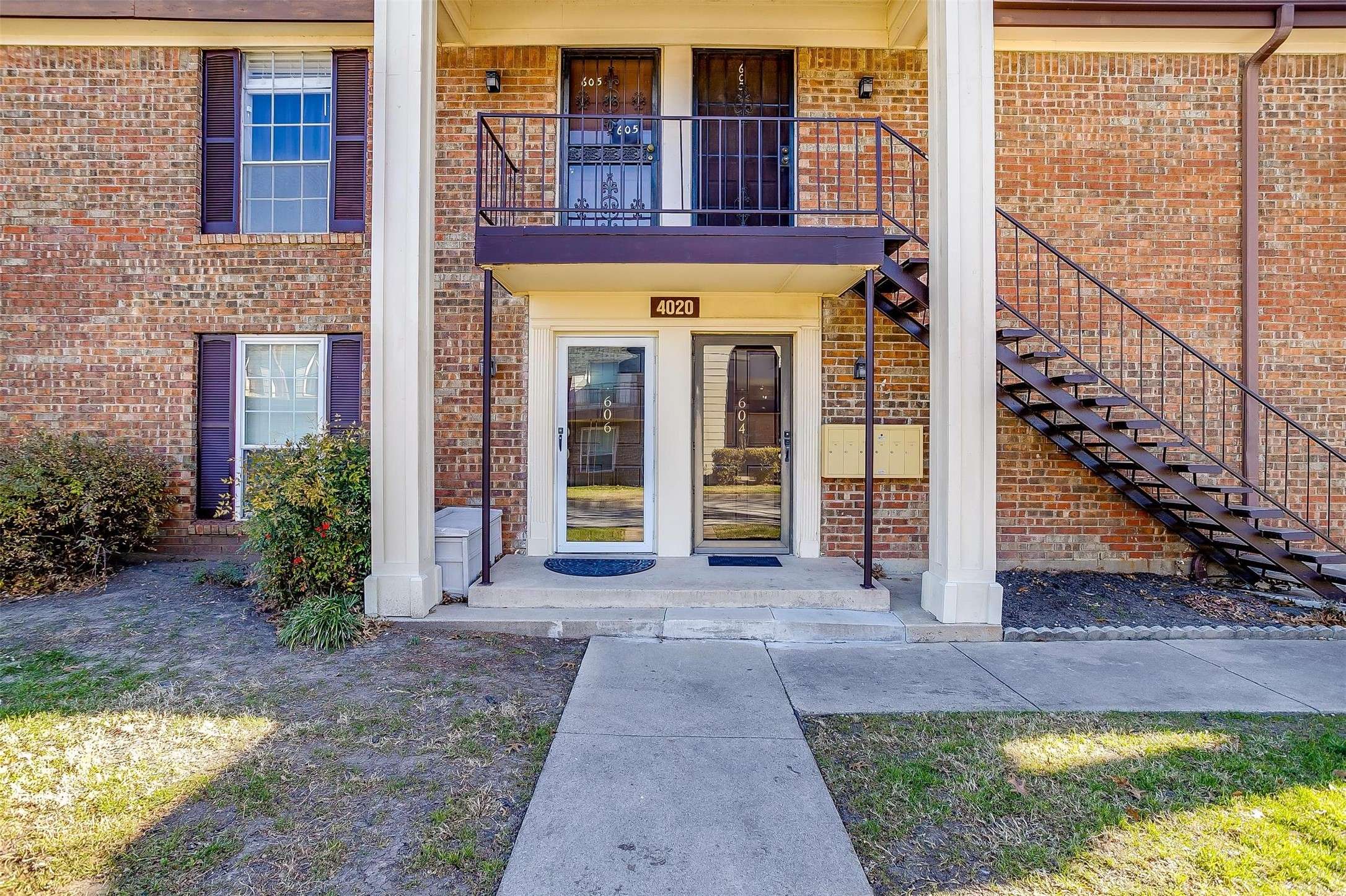 Fort Worth, TX 76126,4020 Ridglea Country Club DR