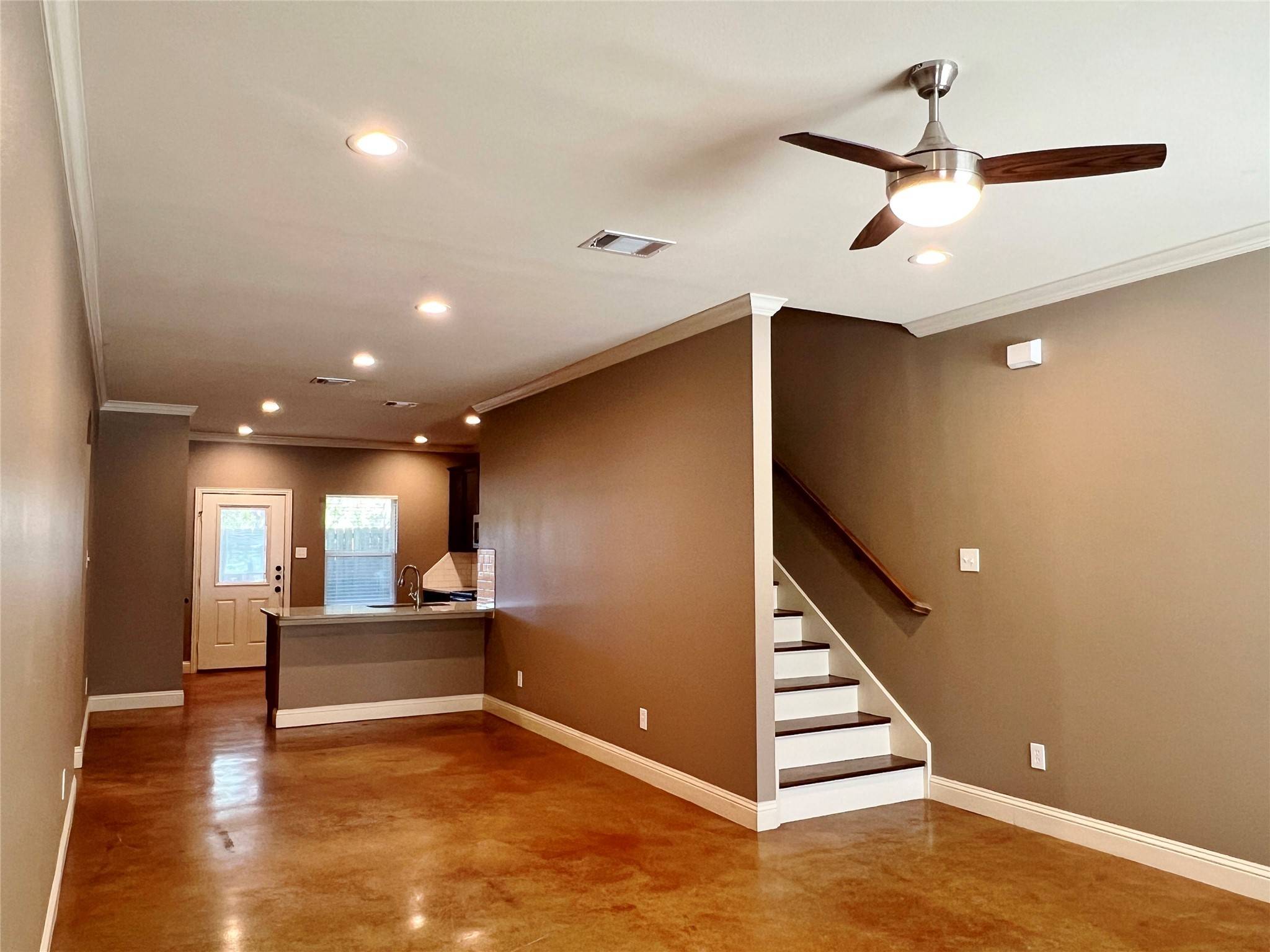 Waxahachie, TX 75165,1312 W Jefferson ST #4