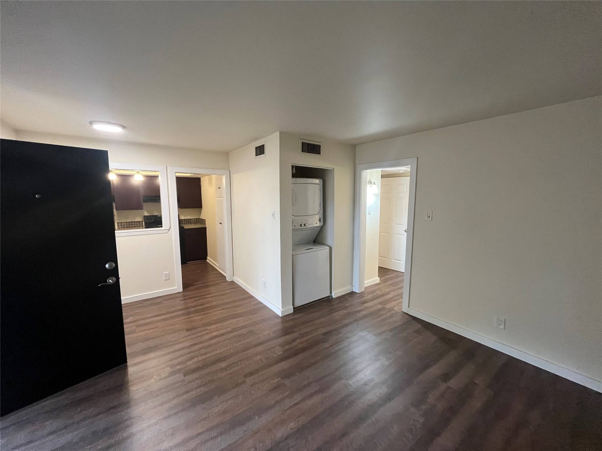 Dallas, TX 75219,4121 Avondale AVE #102