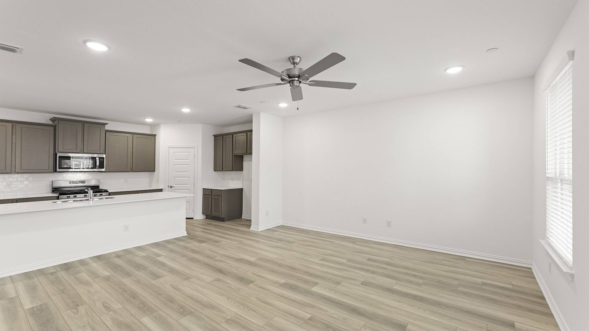 Heartland, TX 75114,3704 Star Mesa ST #12