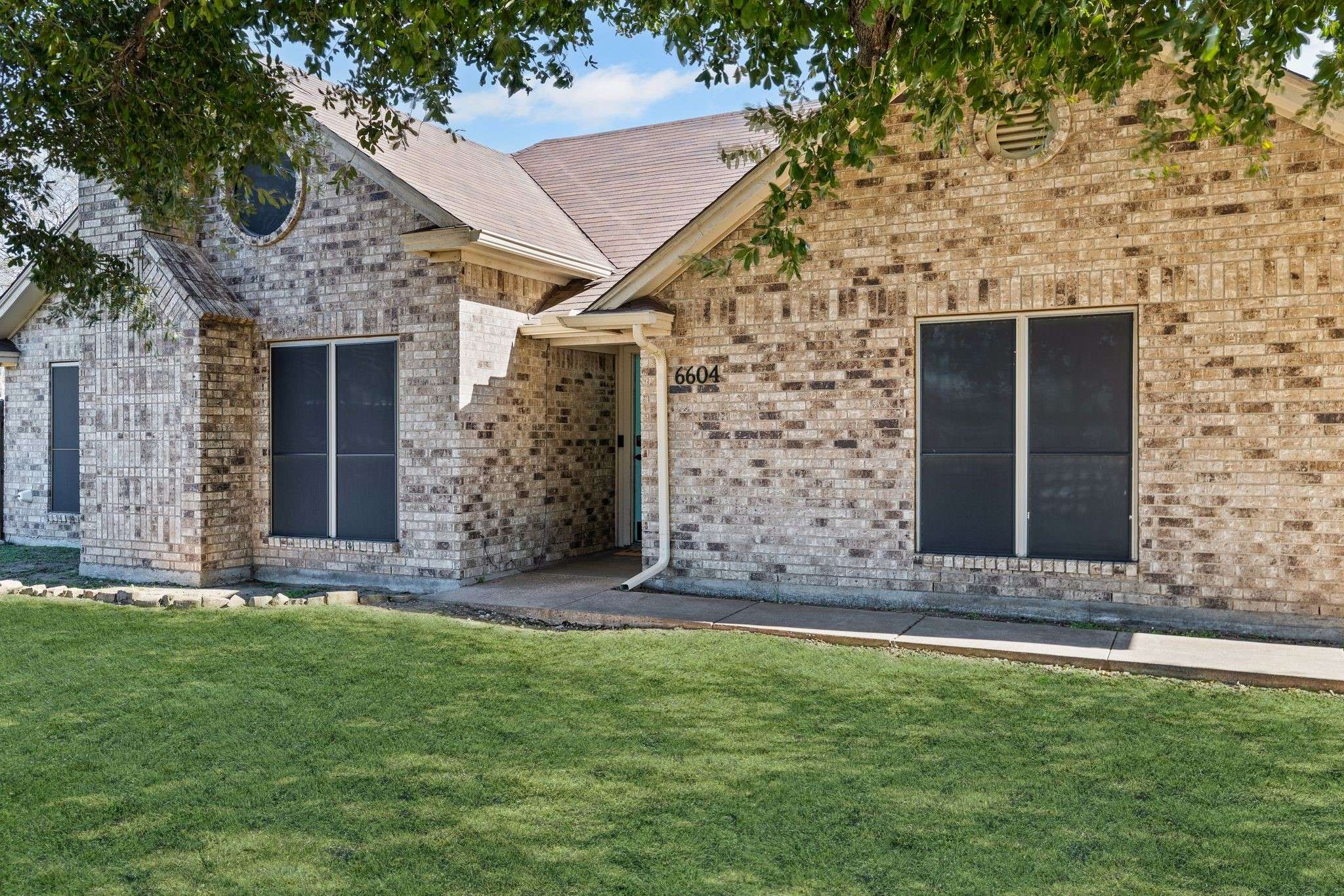 Fort Worth, TX 76179,6604 Seth Barwise ST