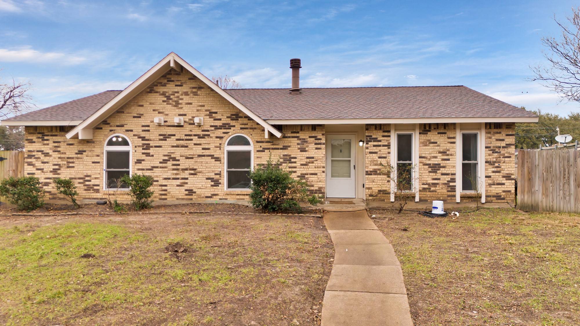 Grand Prairie, TX 75052,750 Greenhill LN