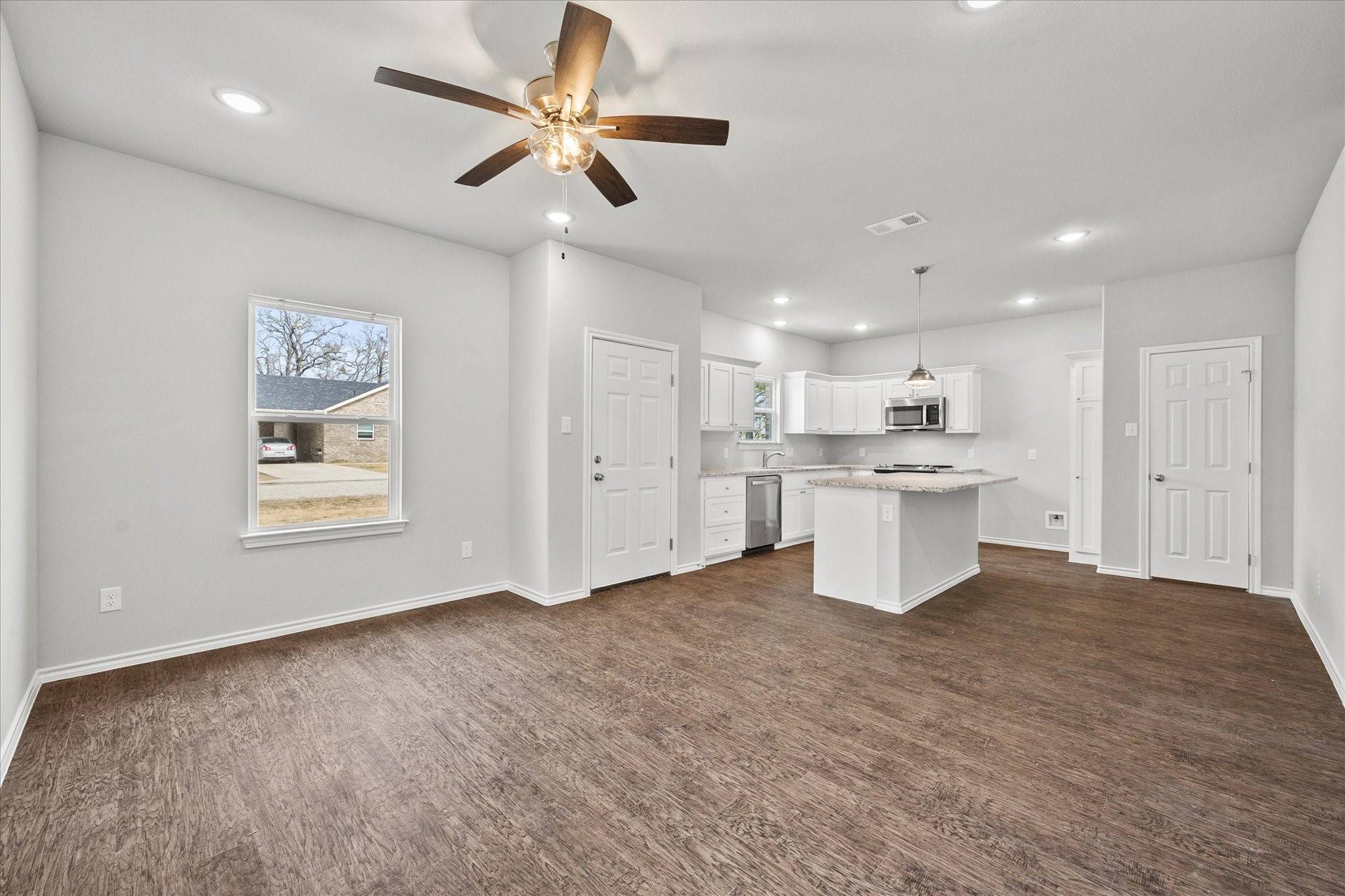 West Tawakoni, TX 75474,1005 Woodland DR