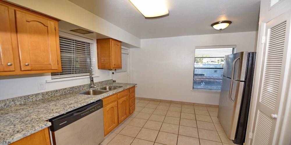 Dallas, TX 75205,4818 Cole AVE #205