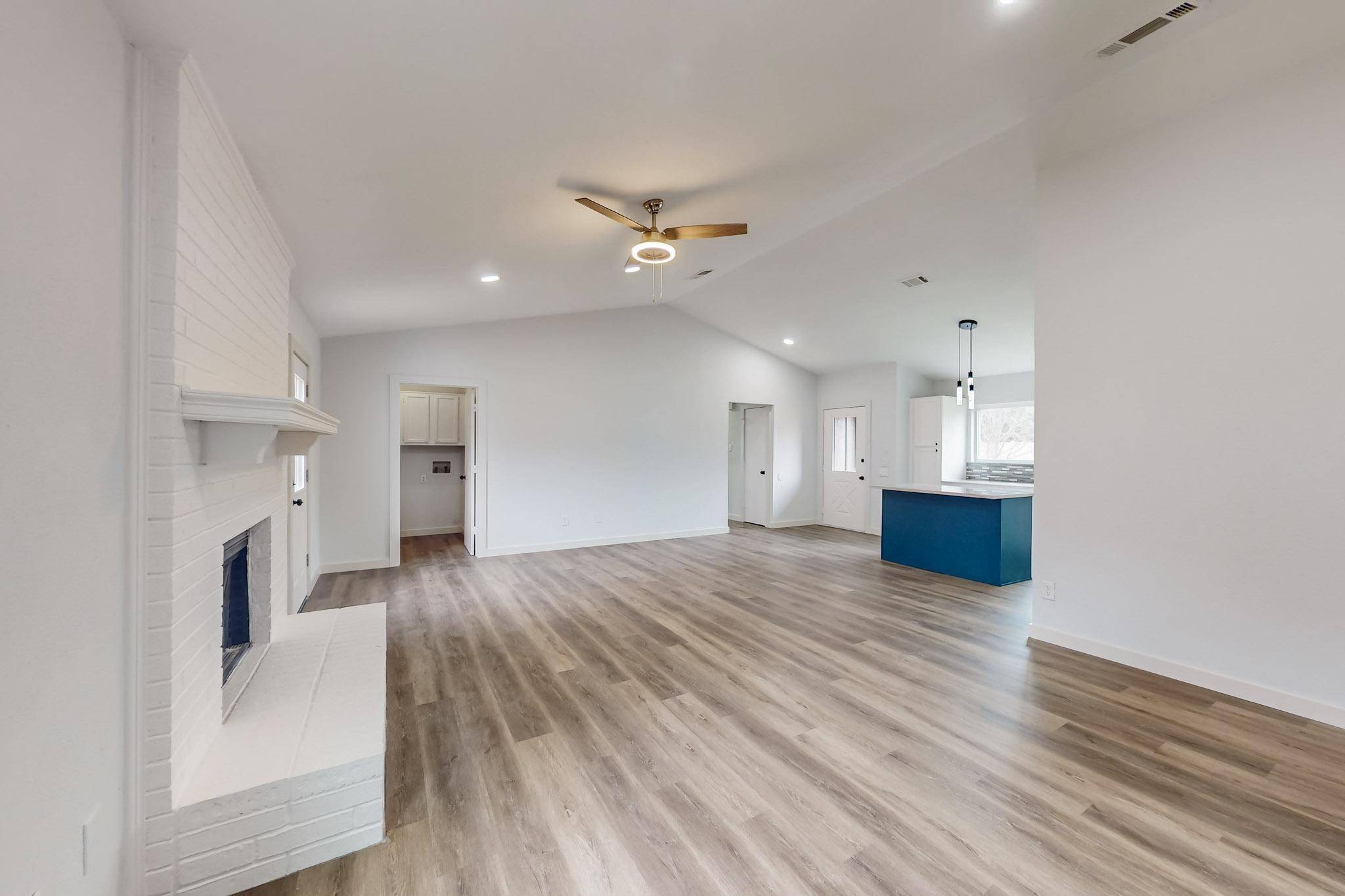Garland, TX 75040,2201 Country Oaks DR