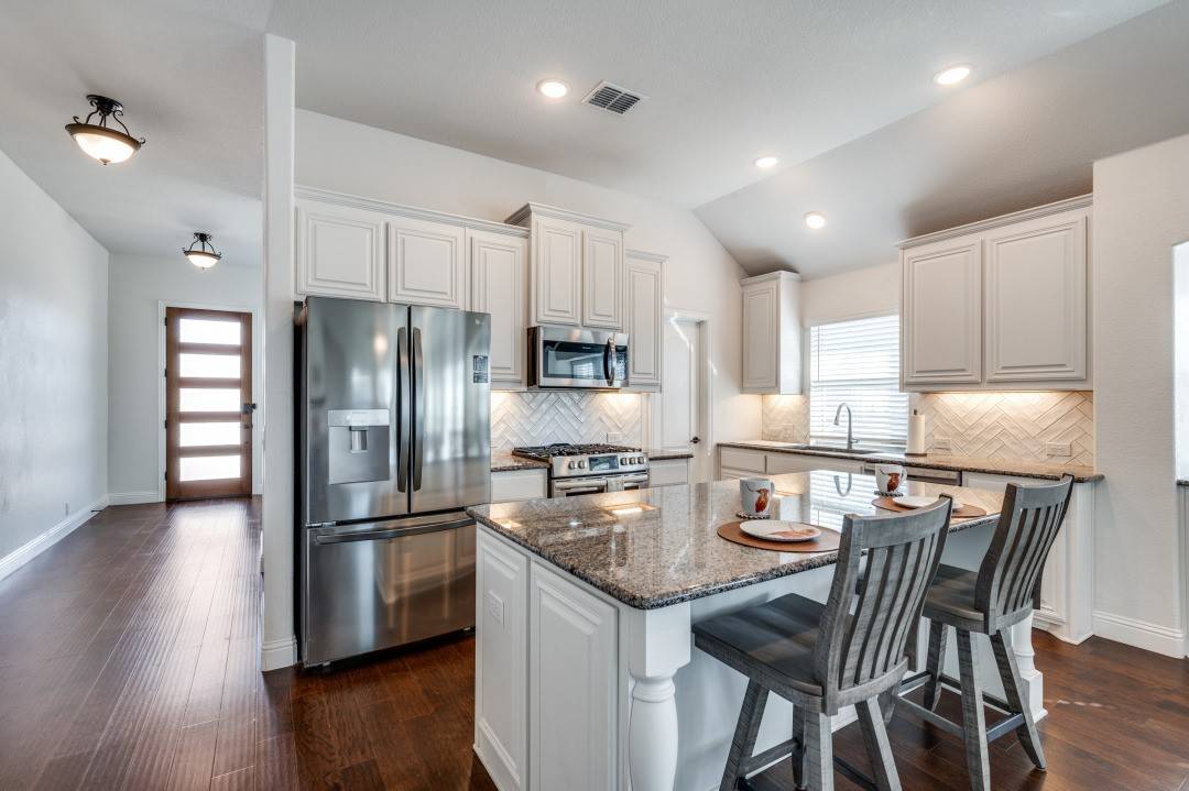 Ponder, TX 76259,303 Pineview LN