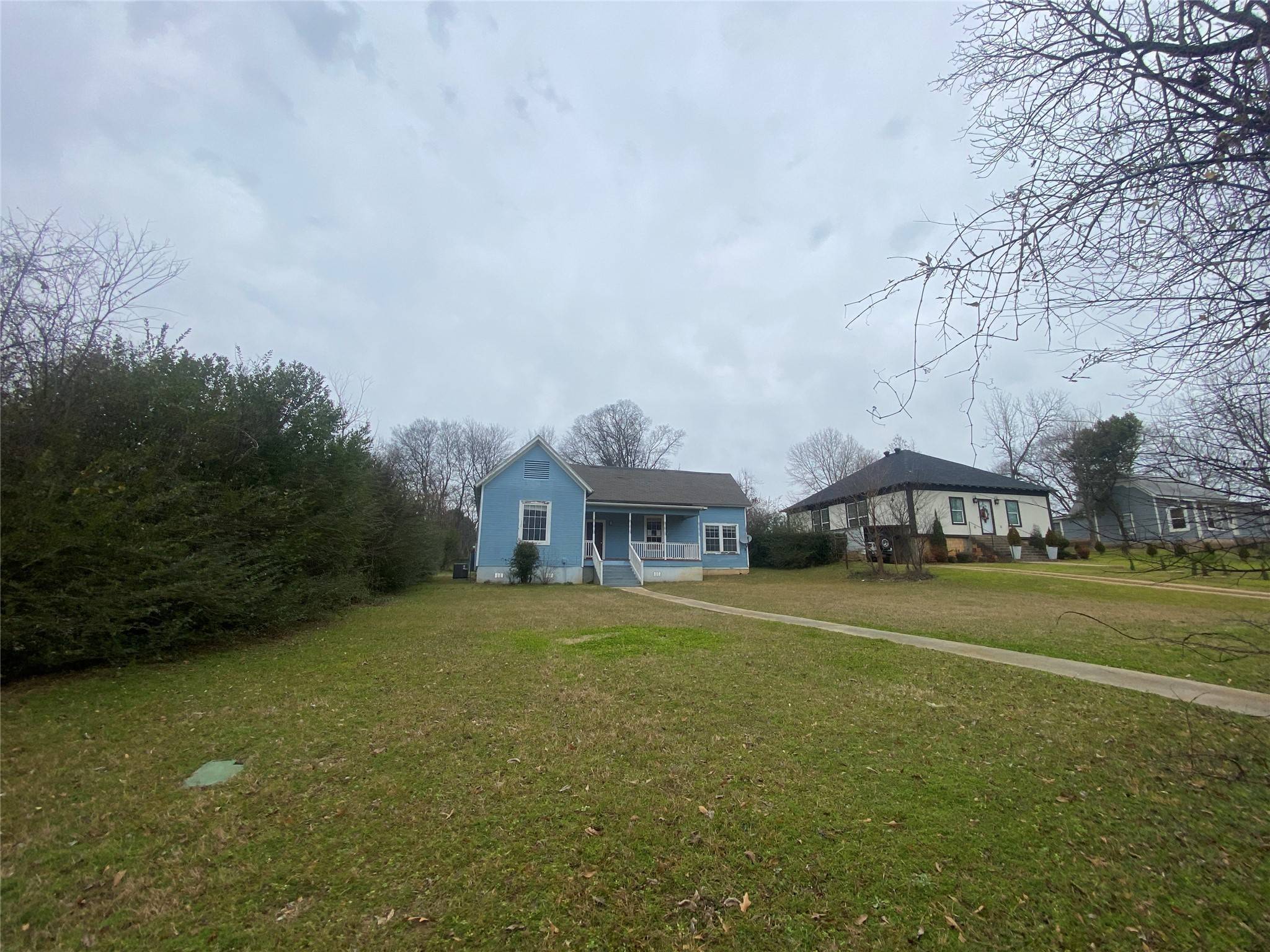 Marshall, TX 75670,401 E Wright ST