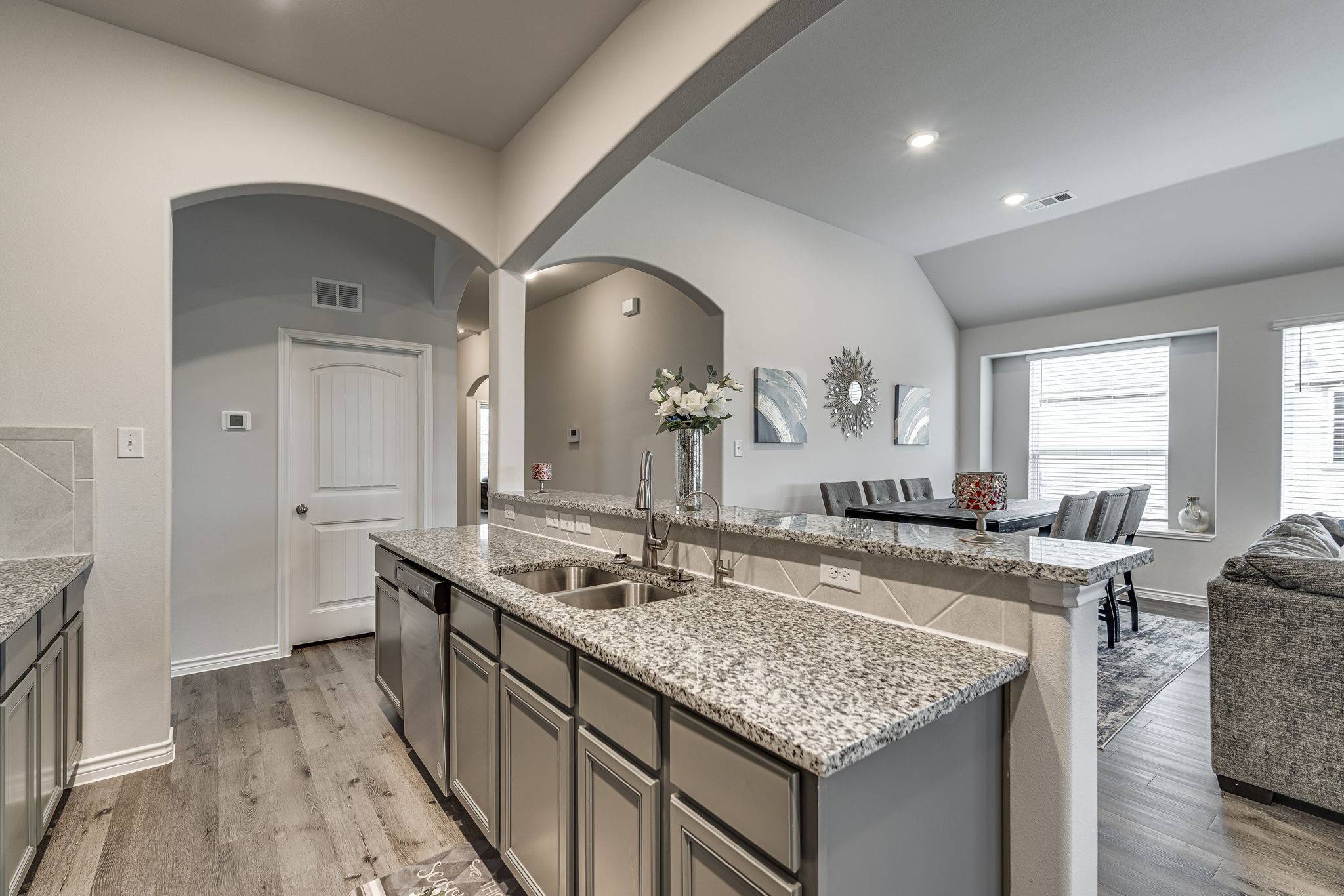 Desoto, TX 75115,1216 Copper DR