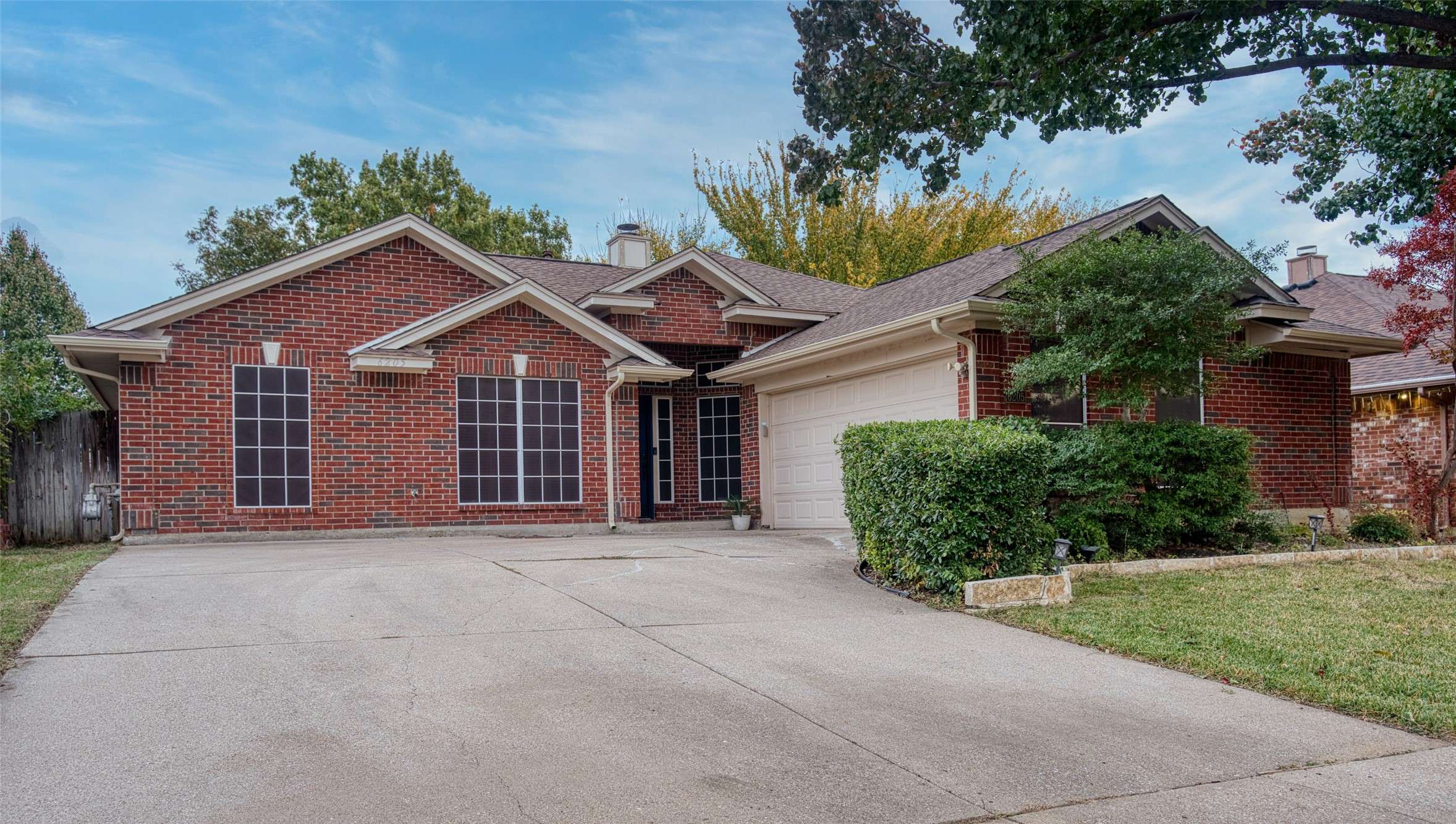 Arlington, TX 76001,6205 Woolwich DR