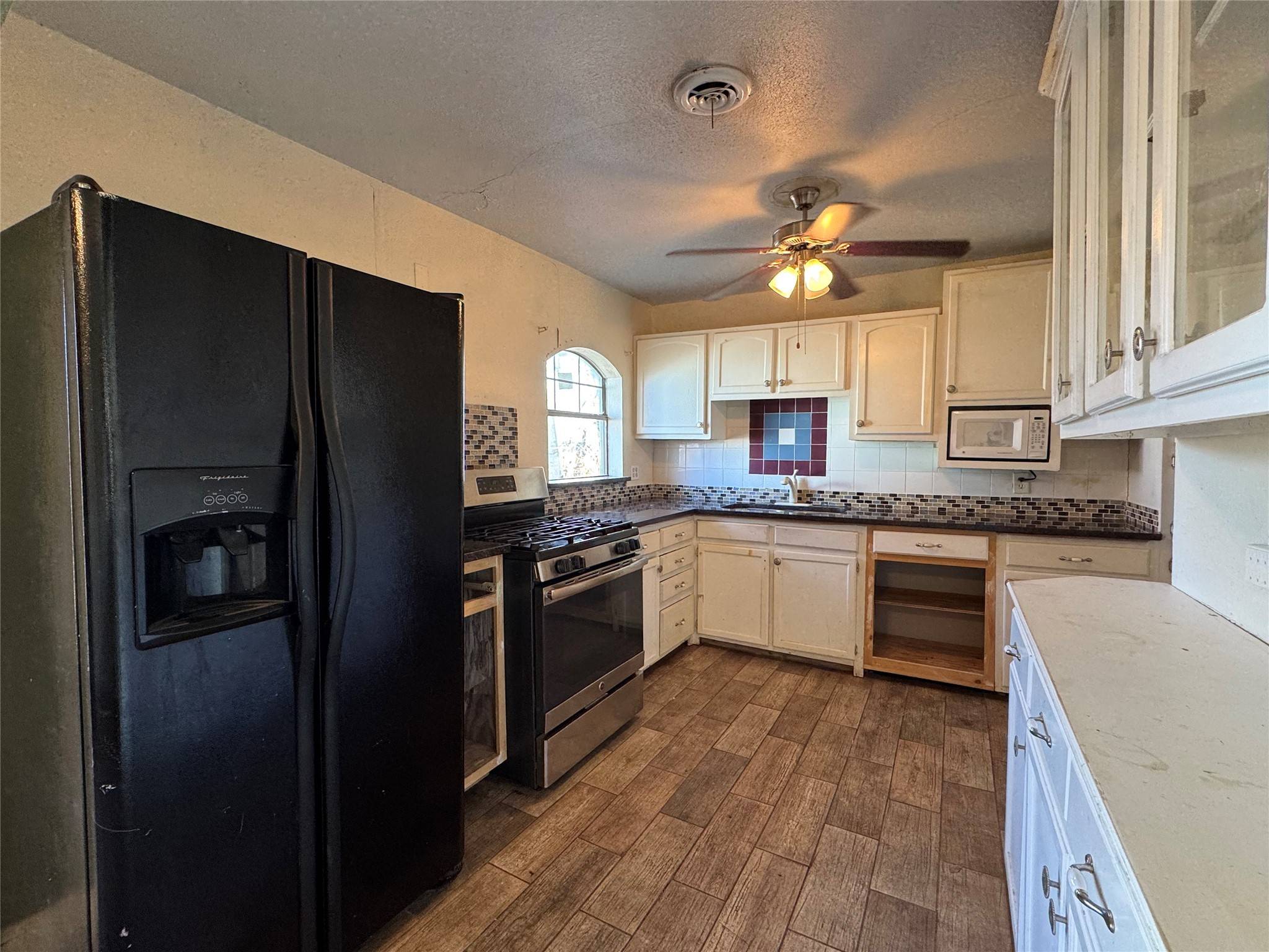 Arlington, TX 76010,2105 Cloverdale ST