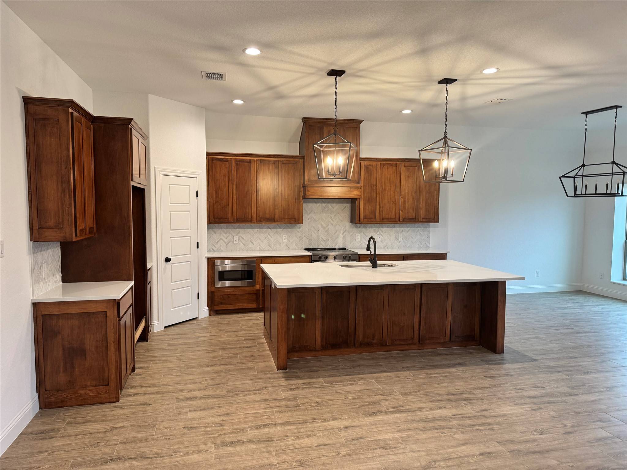 Joshua, TX 76058,108 Goldfinch RD