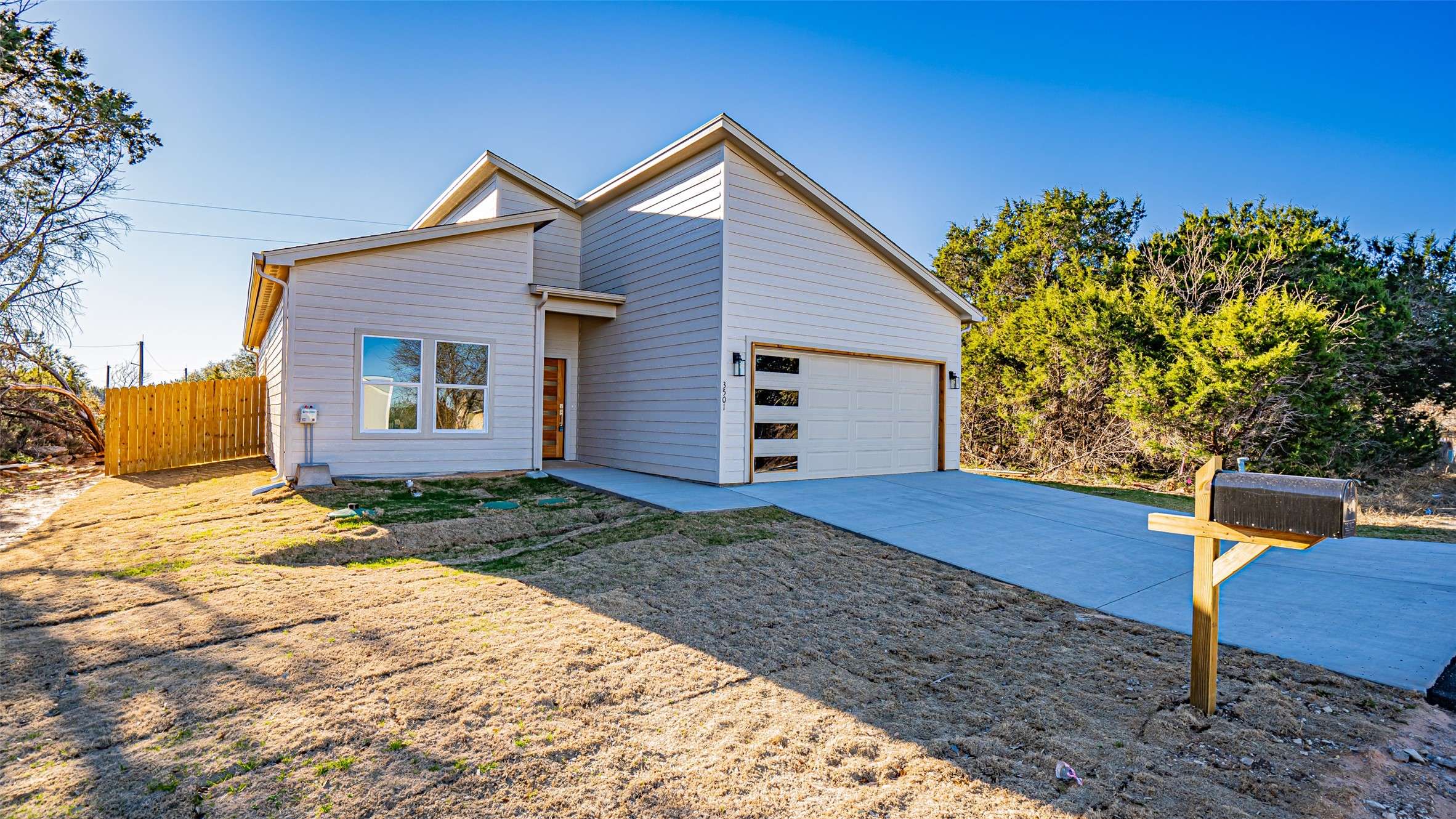 Granbury, TX 76048,3501 Brazos River DR