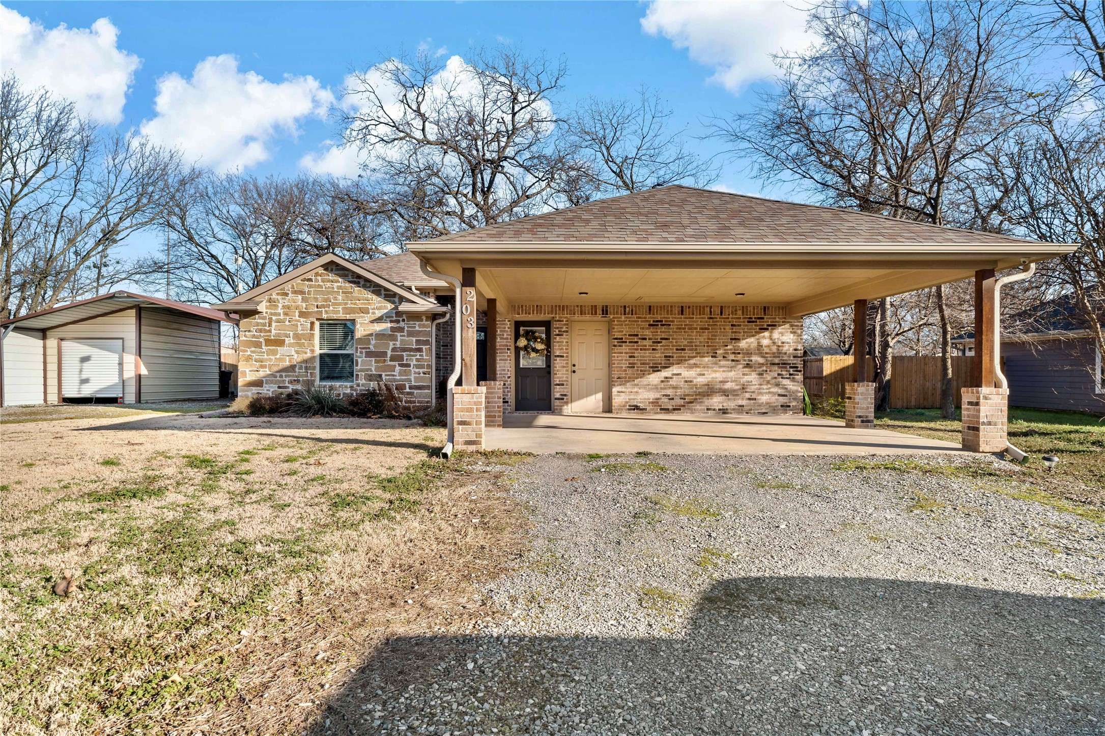 Dodd City, TX 75438,203 E 4th ST