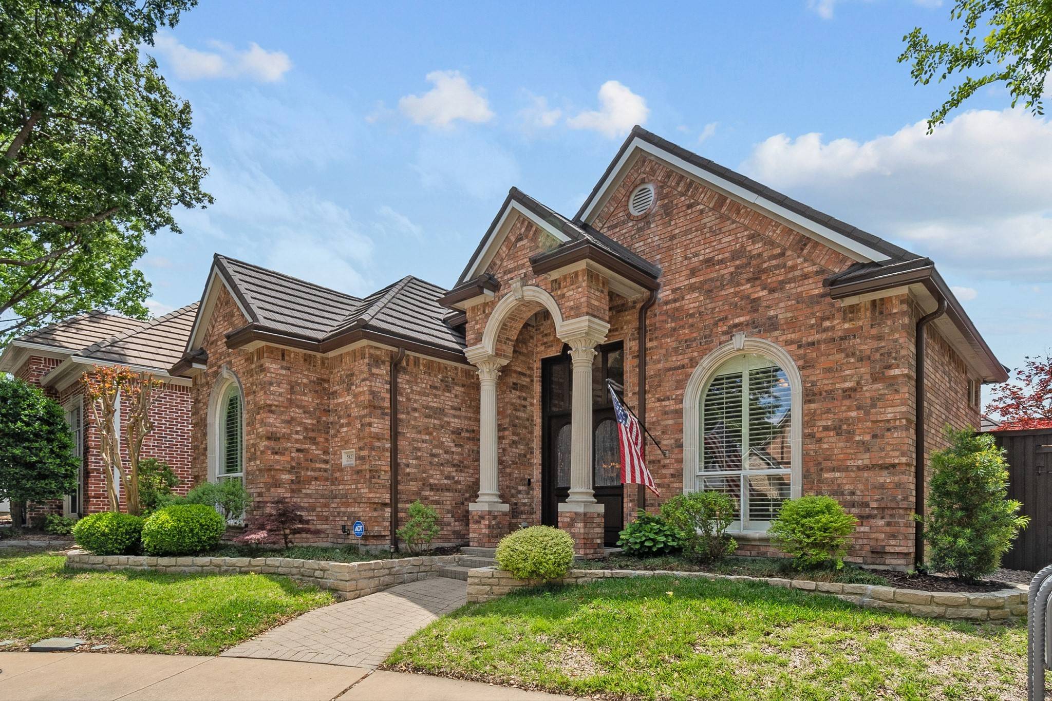 Dallas, TX 75252,5823 Coolwater CV