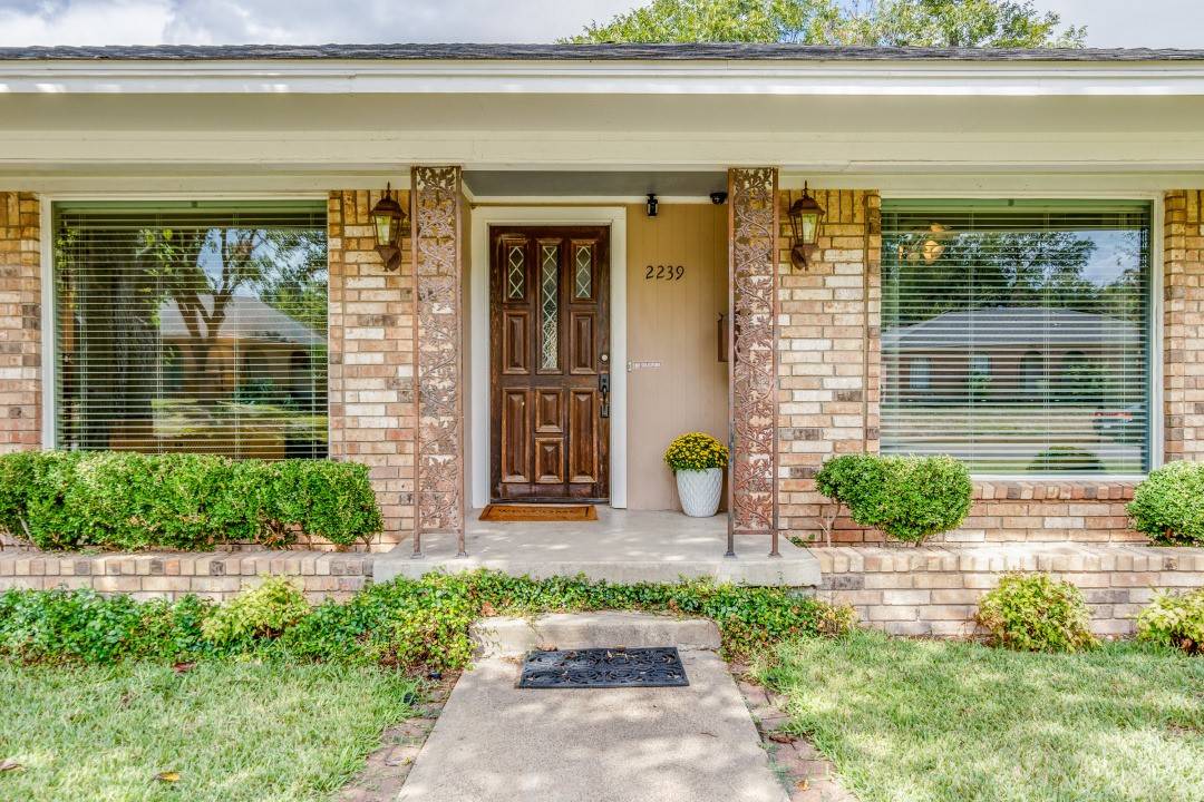Dallas, TX 75228,2239 Homeway CIR