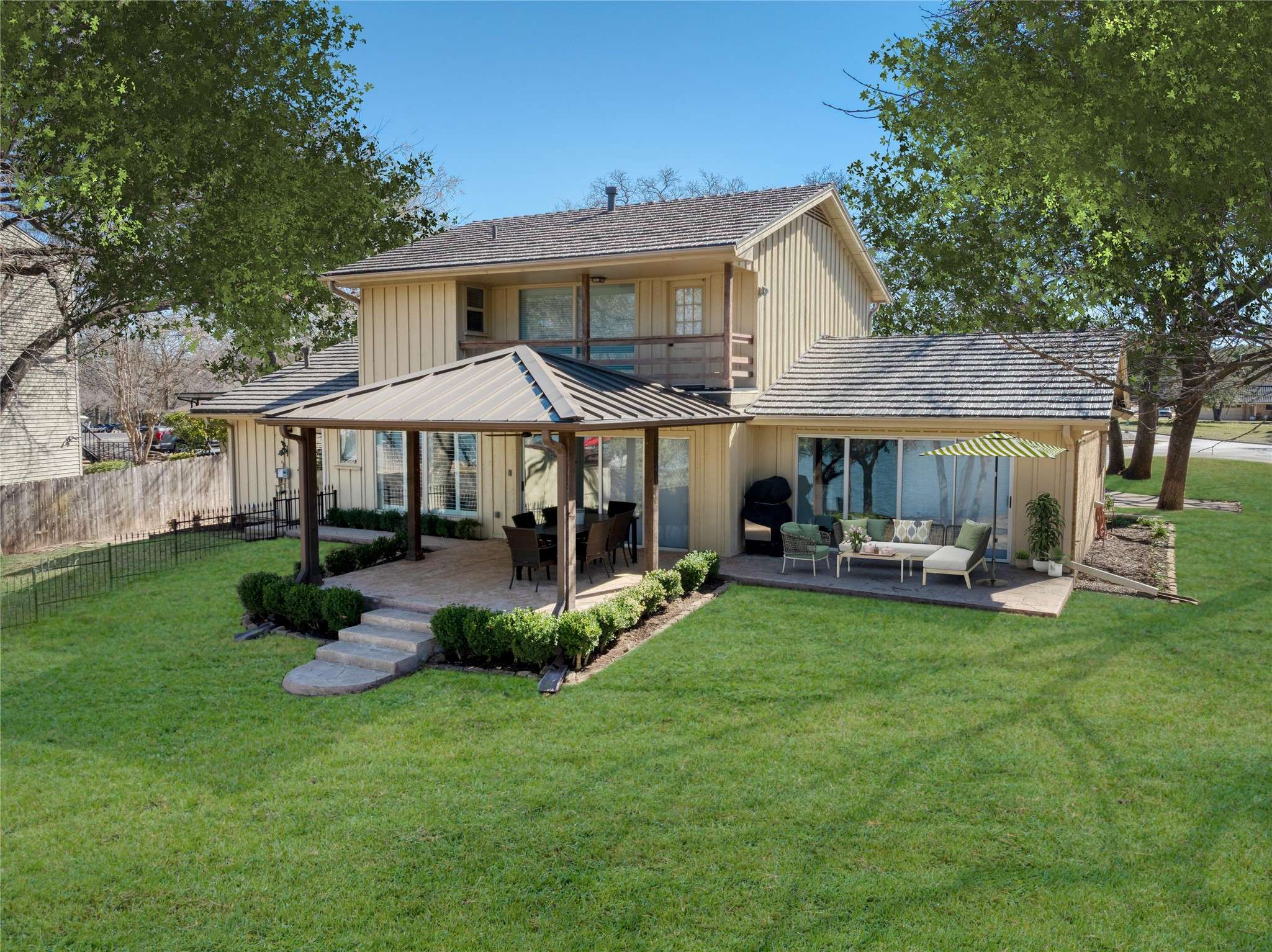 Azle, TX 76020,400 Driftwood CT