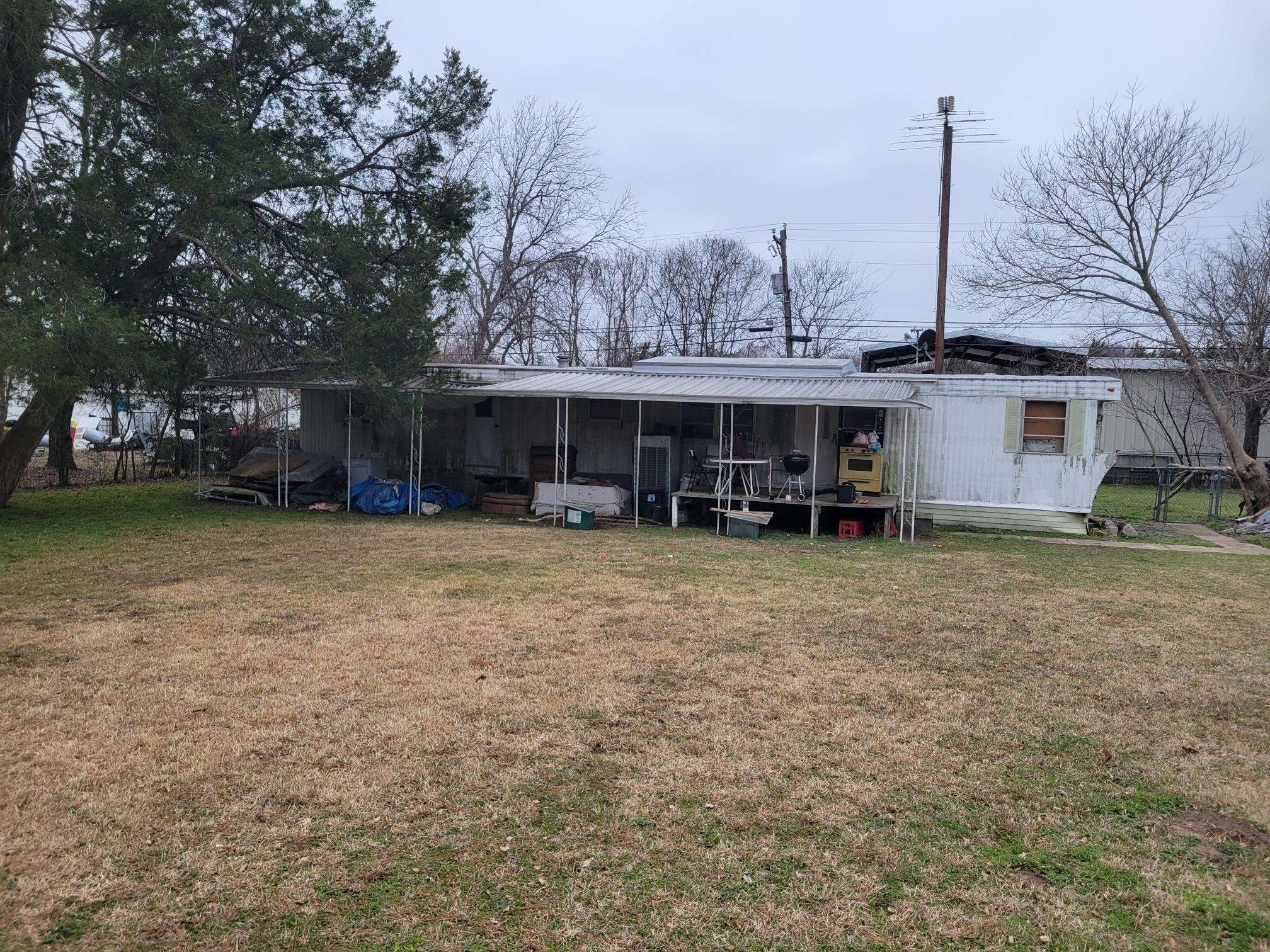 Gordonville, TX 76245,115 Seminole DR