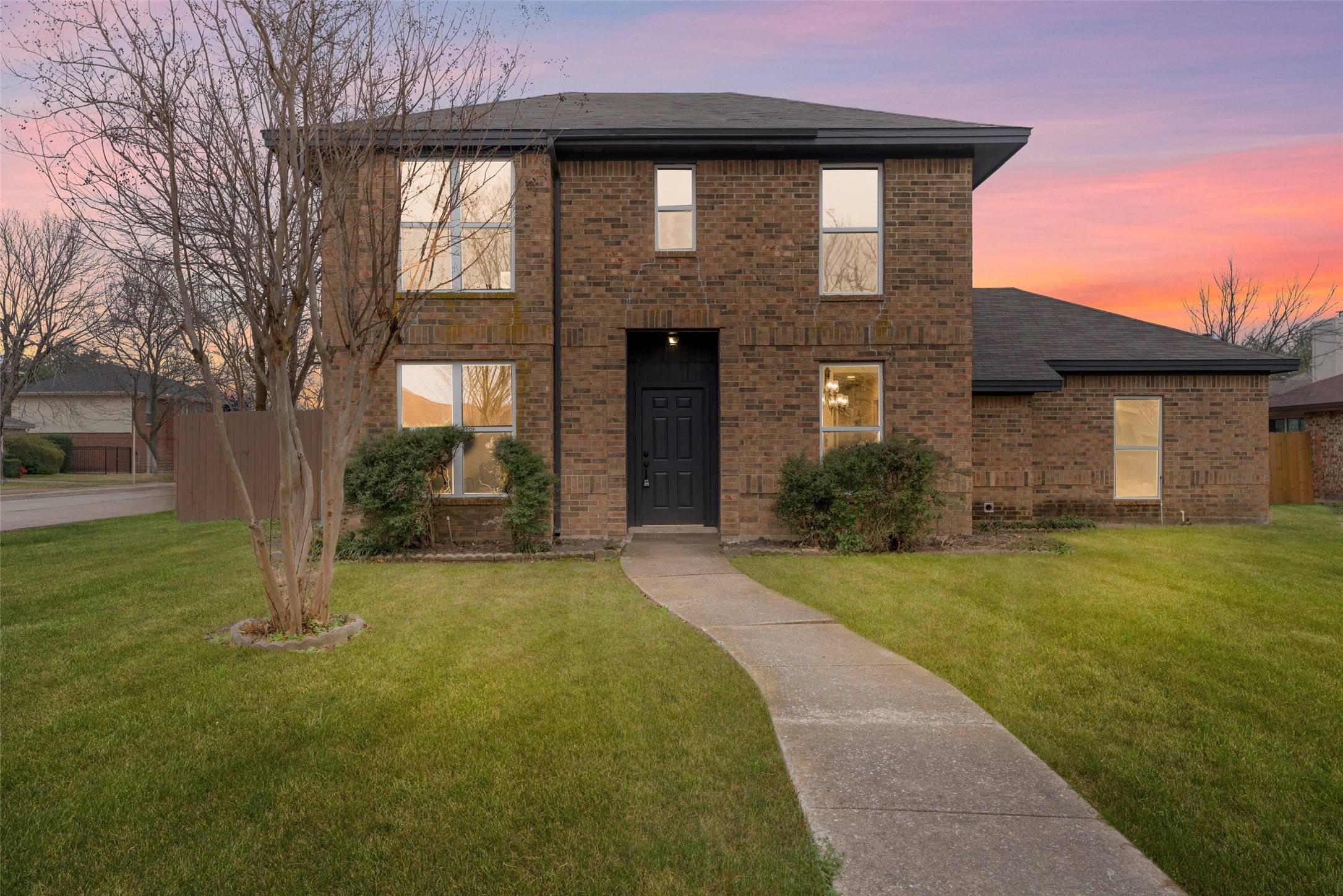 Rowlett, TX 75088,8020 Rice DR