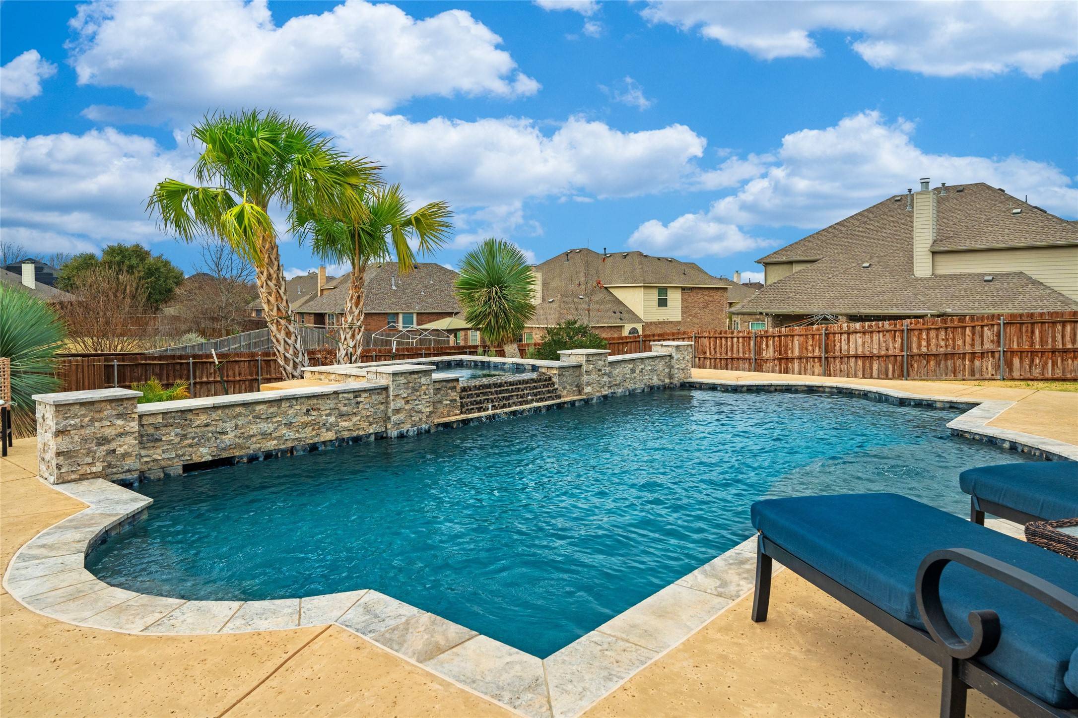Cedar Hill, TX 75104,923 Southwestern DR