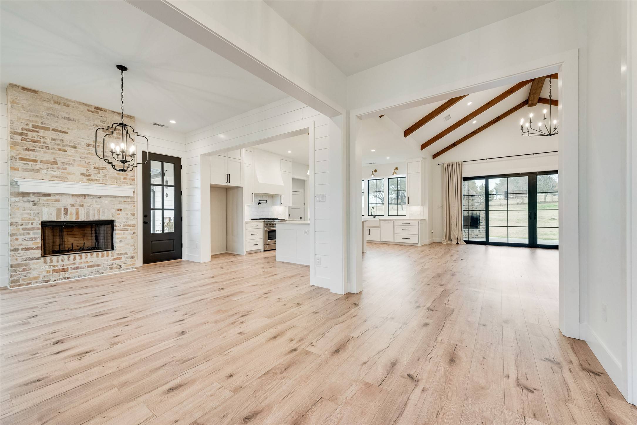 Forney, TX 75126,14894 Markout Central