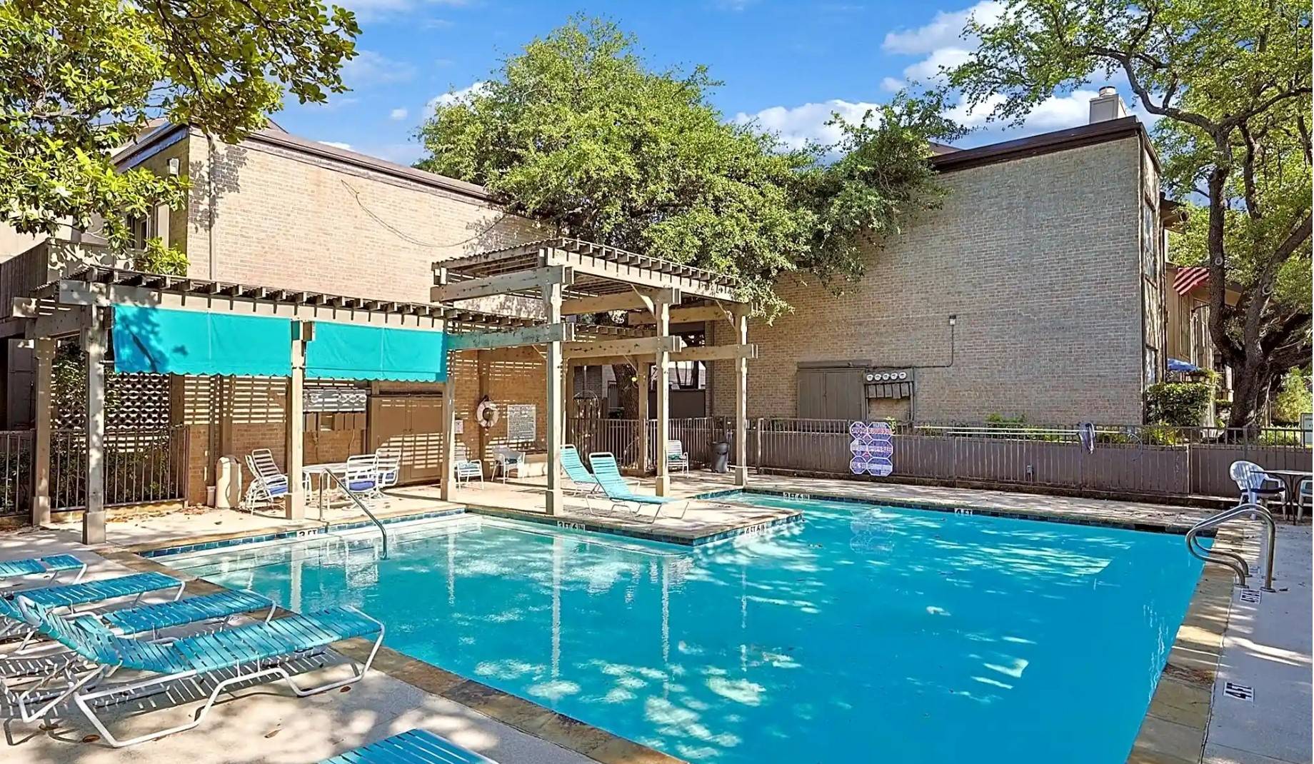 Dallas, TX 75230,10437 High Hollows DR #219