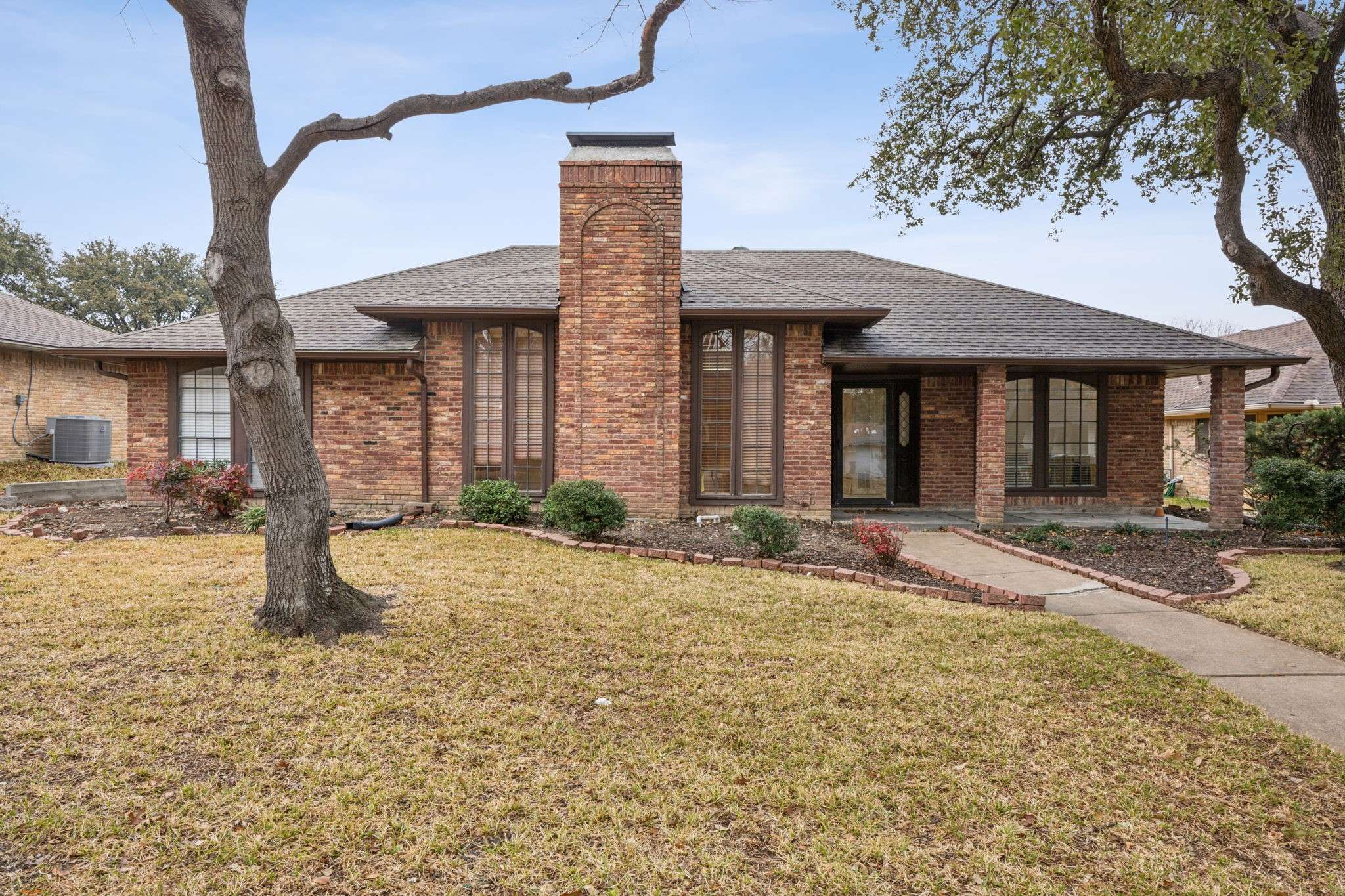 Carrollton, TX 75007,1943 Chesham DR