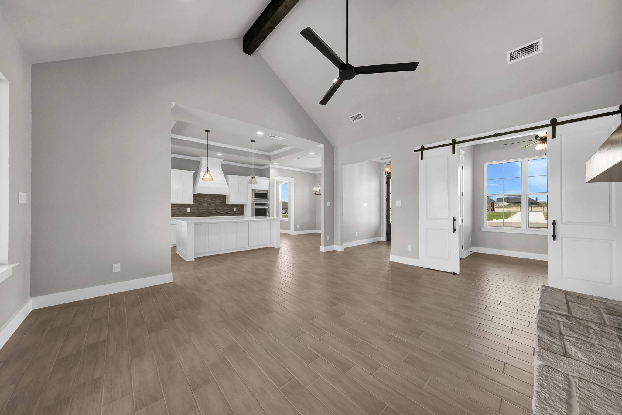 Azle, TX 76020,422 Collum VW