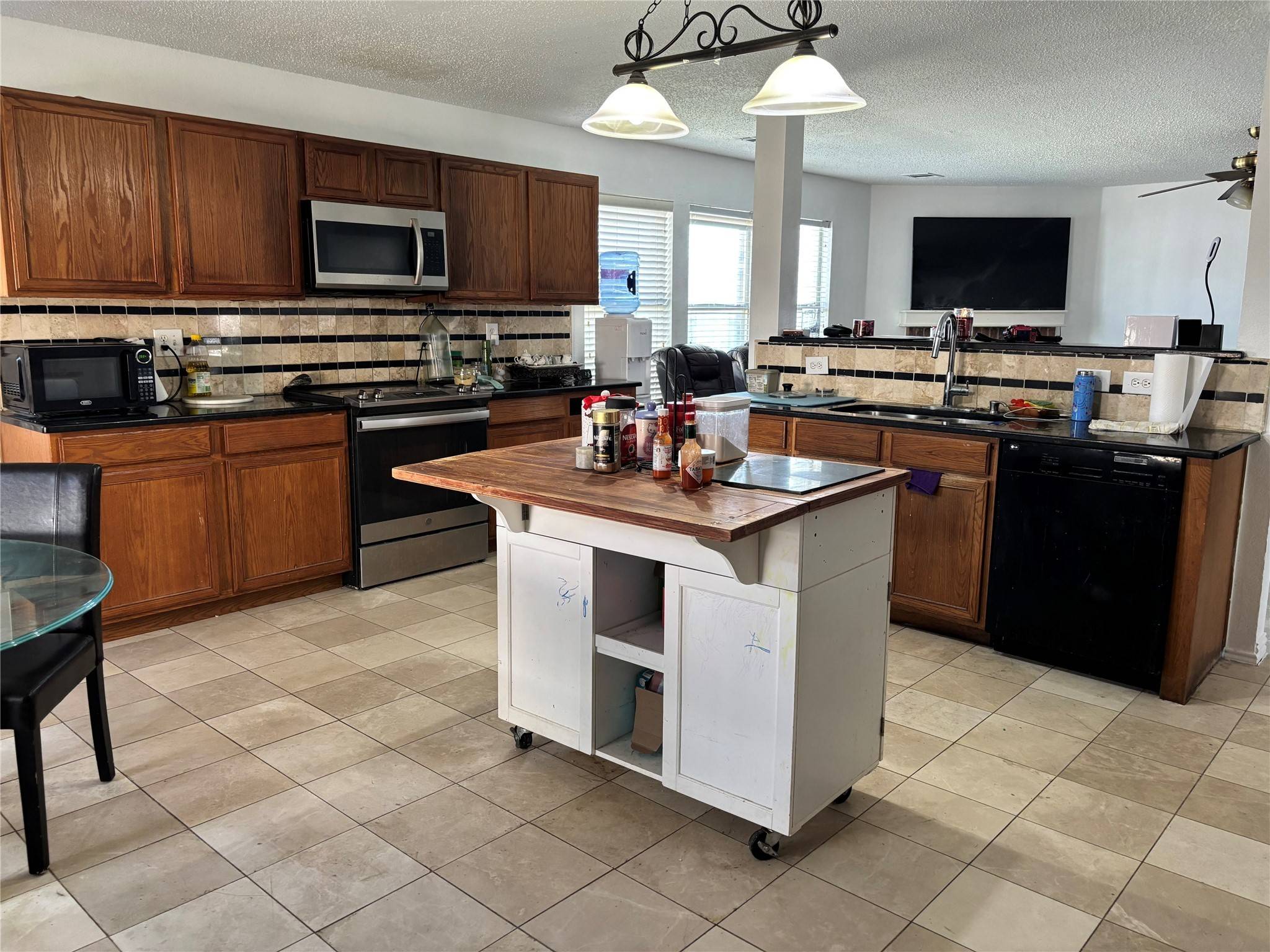 Fort Worth, TX 76036,513 Keble DR