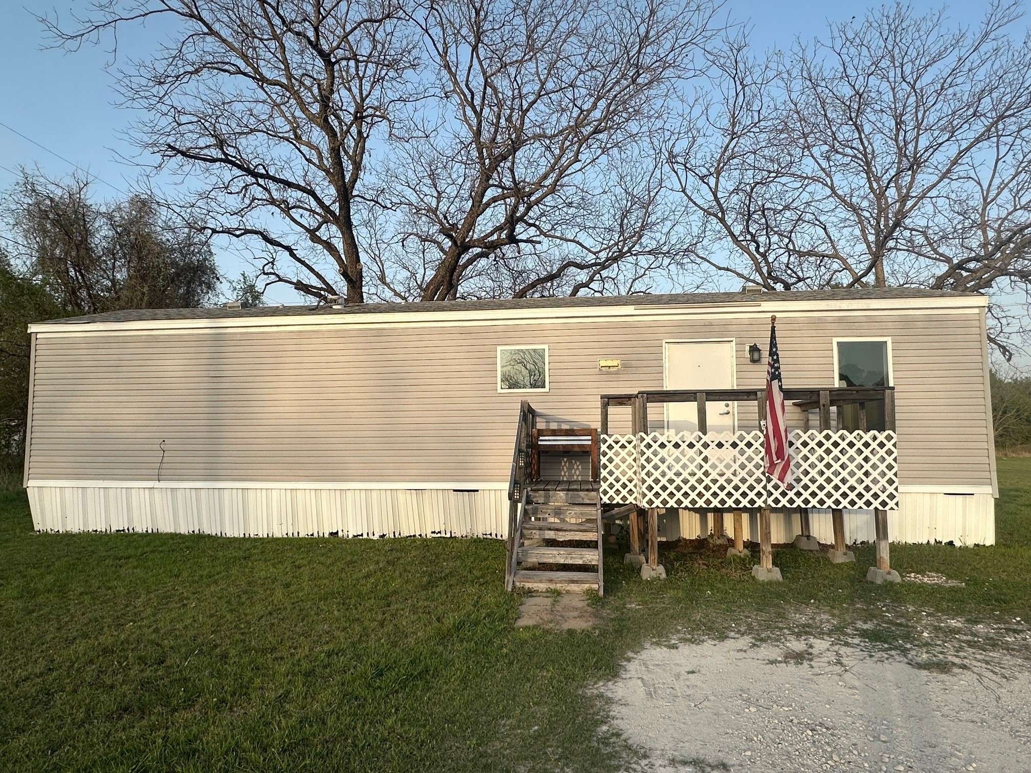 Granbury, TX 76048,6009 Idaho TRL