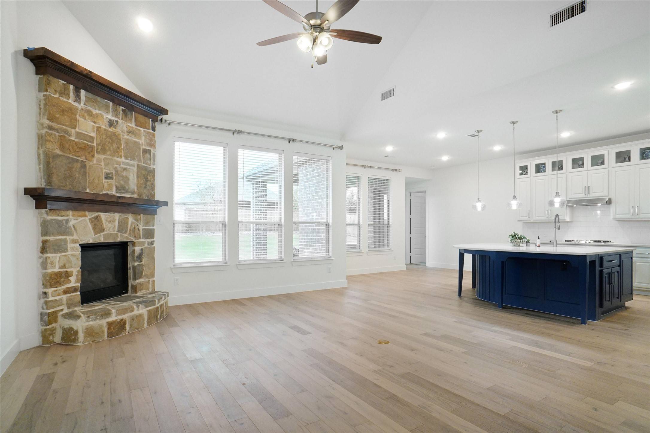 Aubrey, TX 76227,1720 Ranger RD