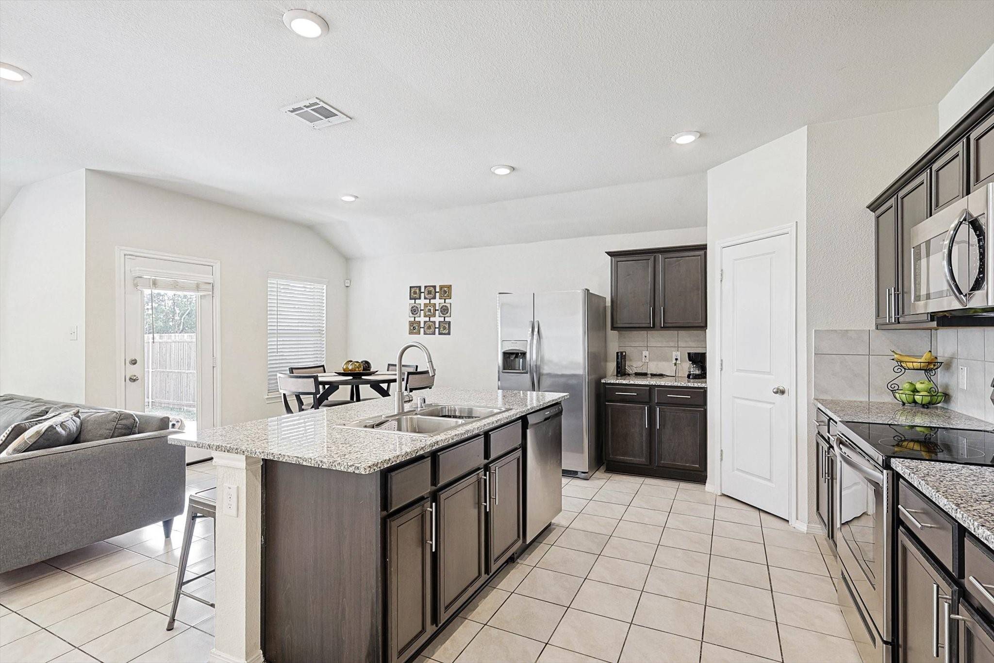 Forney, TX 75126,2233 Vance DR