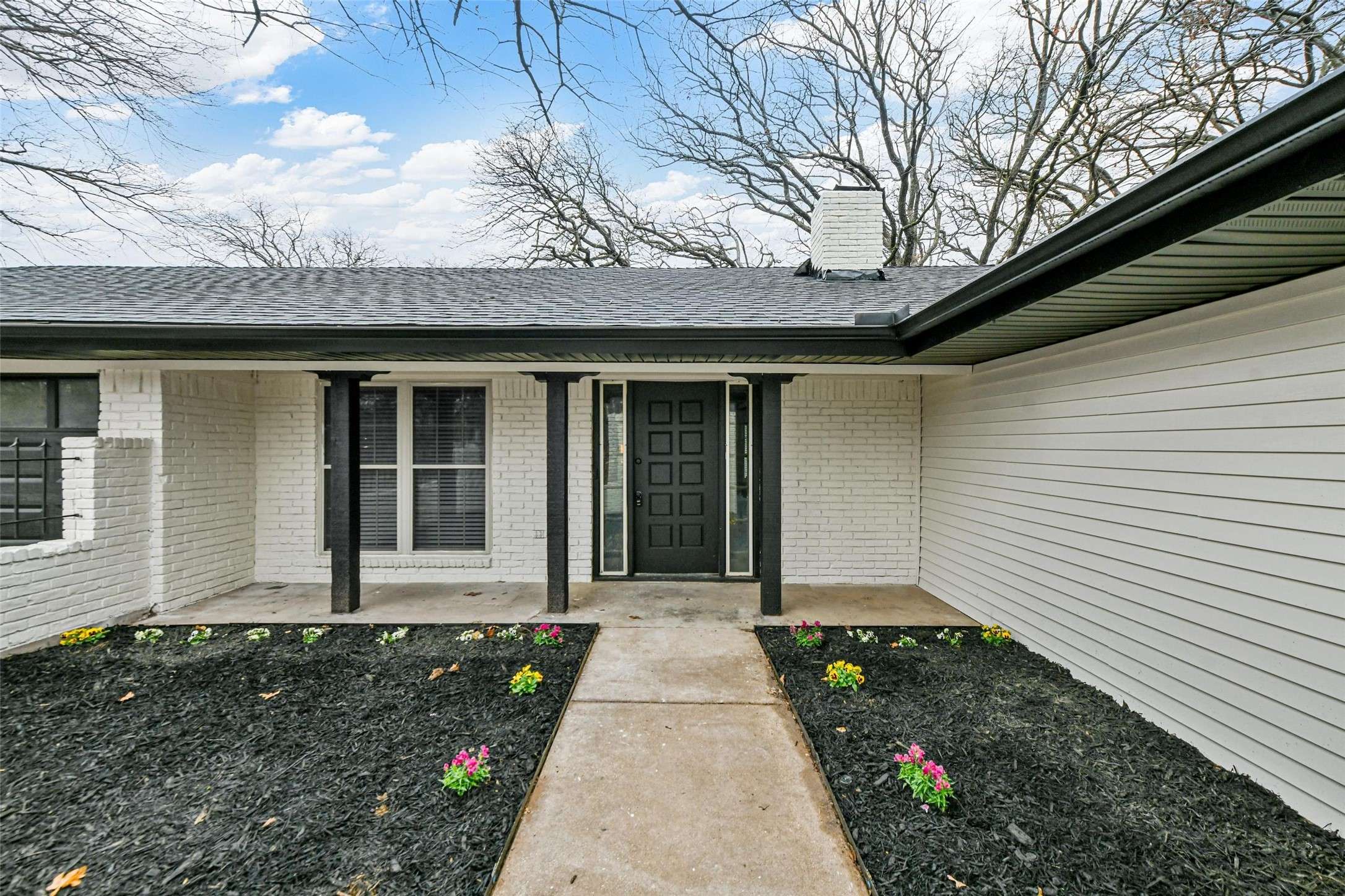 Arlington, TX 76012,1815 Holly Oak ST