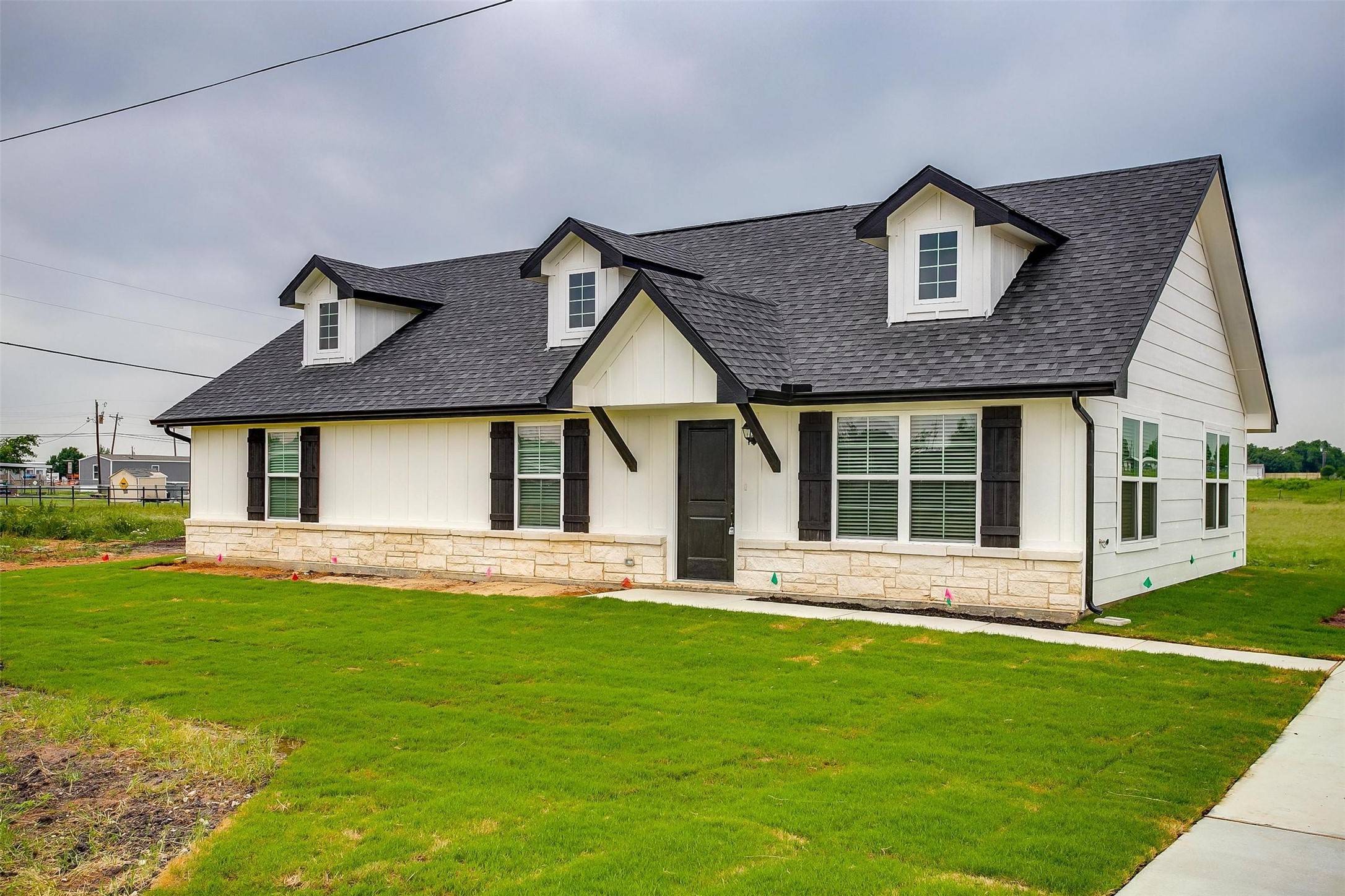 Joshua, TX 76058,5617 High Plains TRL