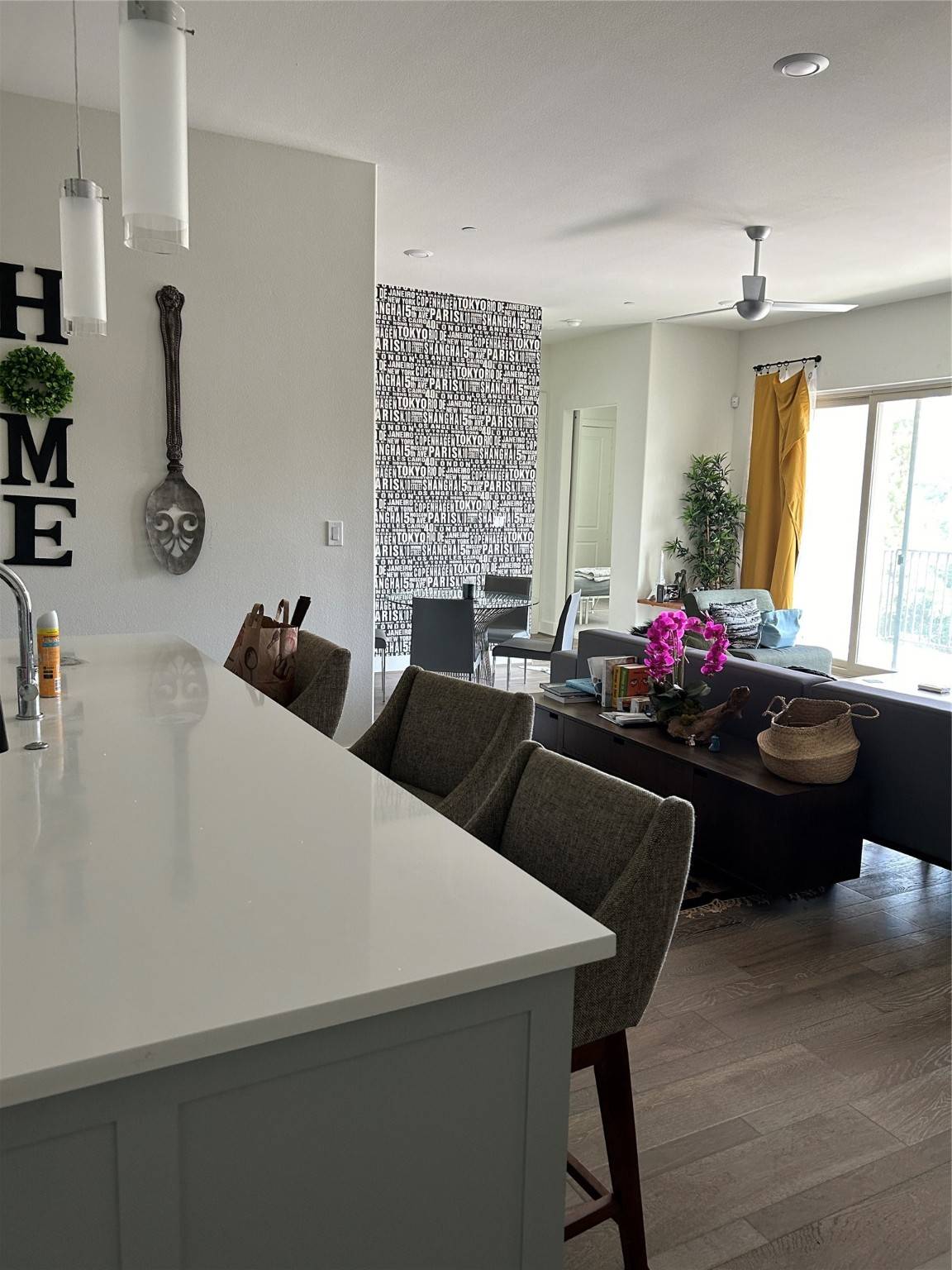 Addison, TX 75001,15875 Spectrum DR #2105