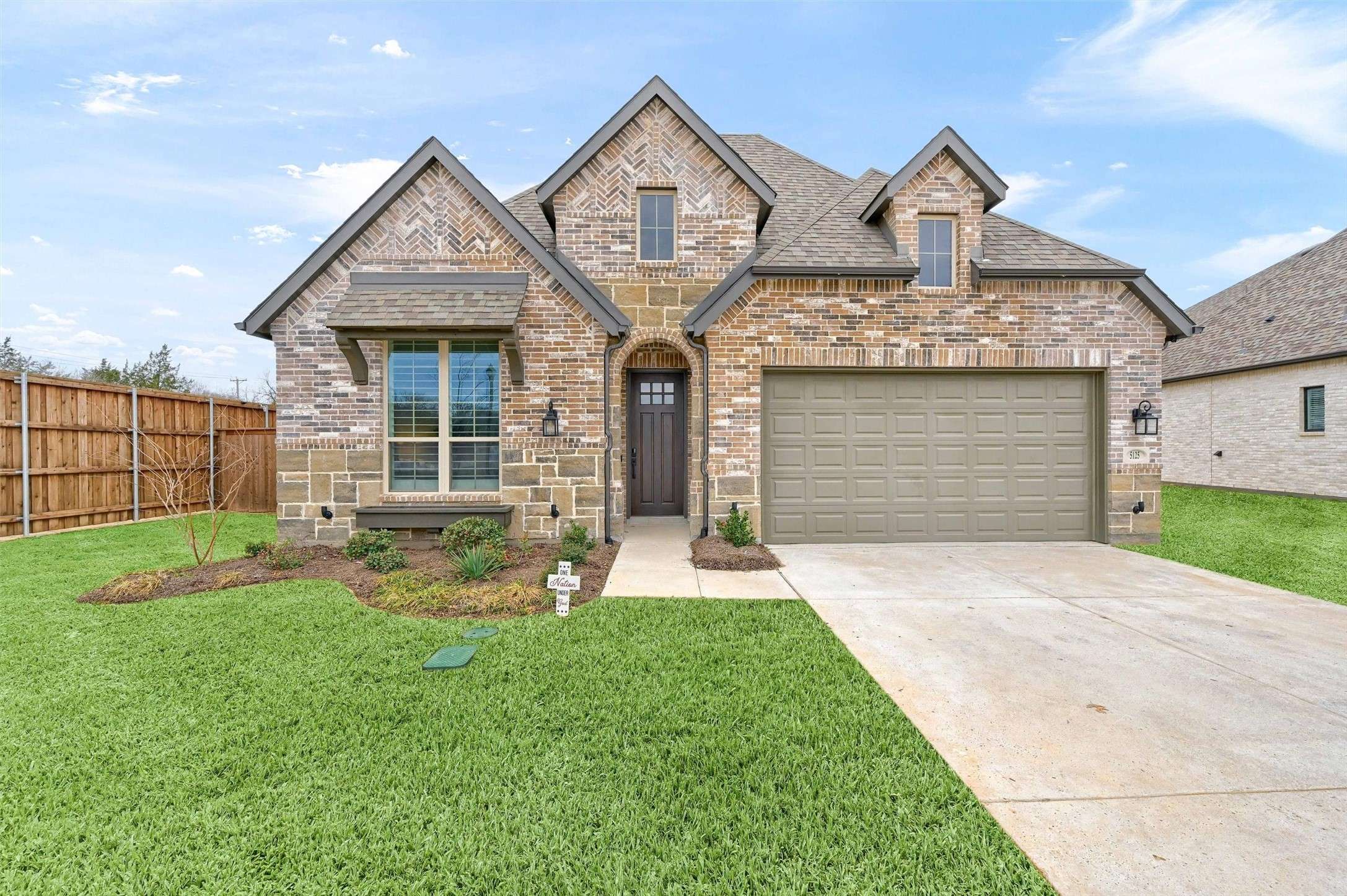 Denison, TX 75020,5125 Twin Oaks CT