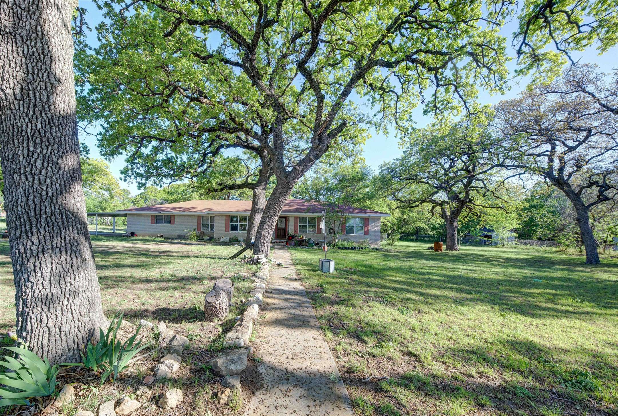 Chico, TX 76431,604 W Sherman ST
