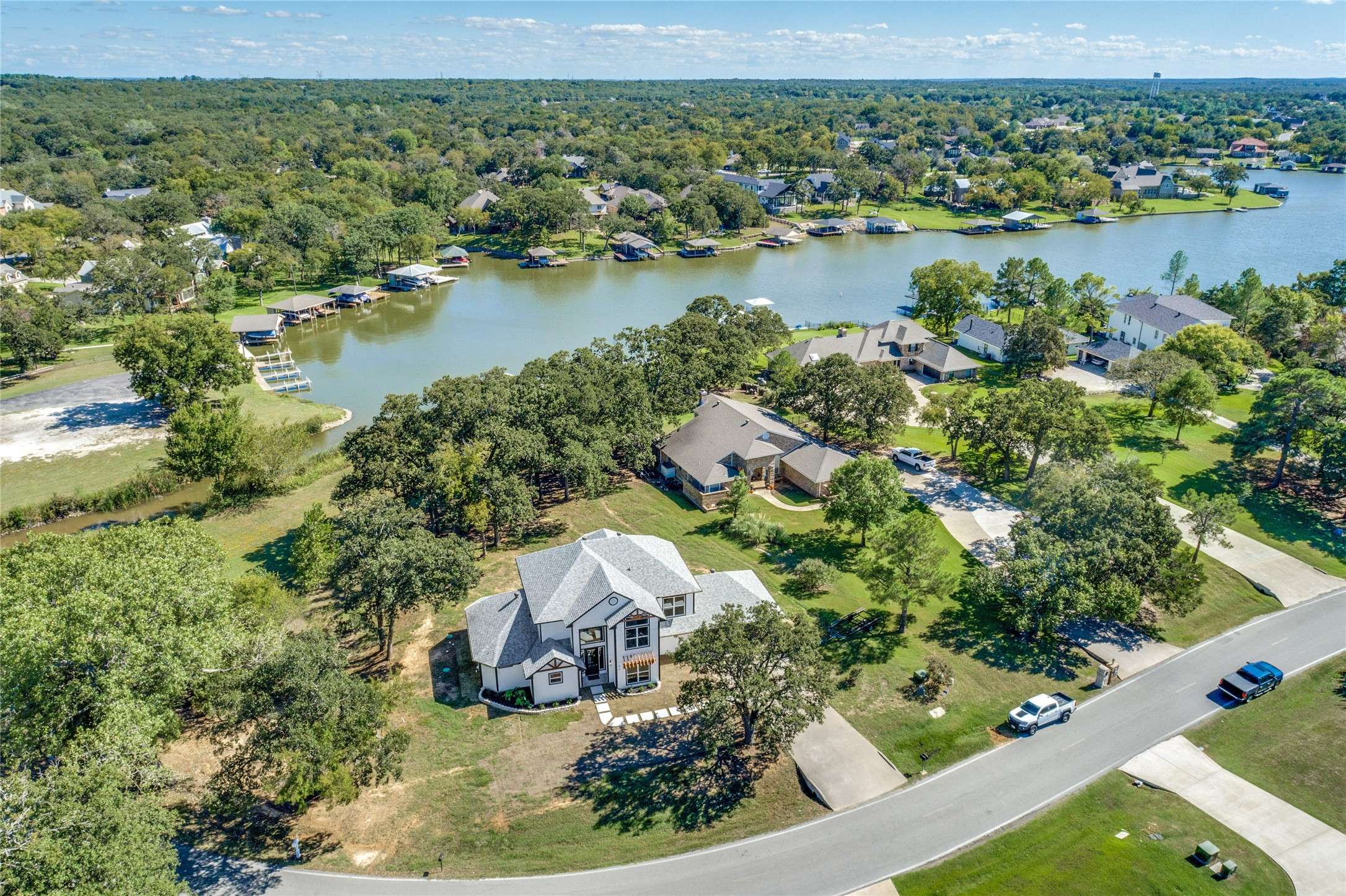 Gainesville, TX 76240,816 Kiowa DR E